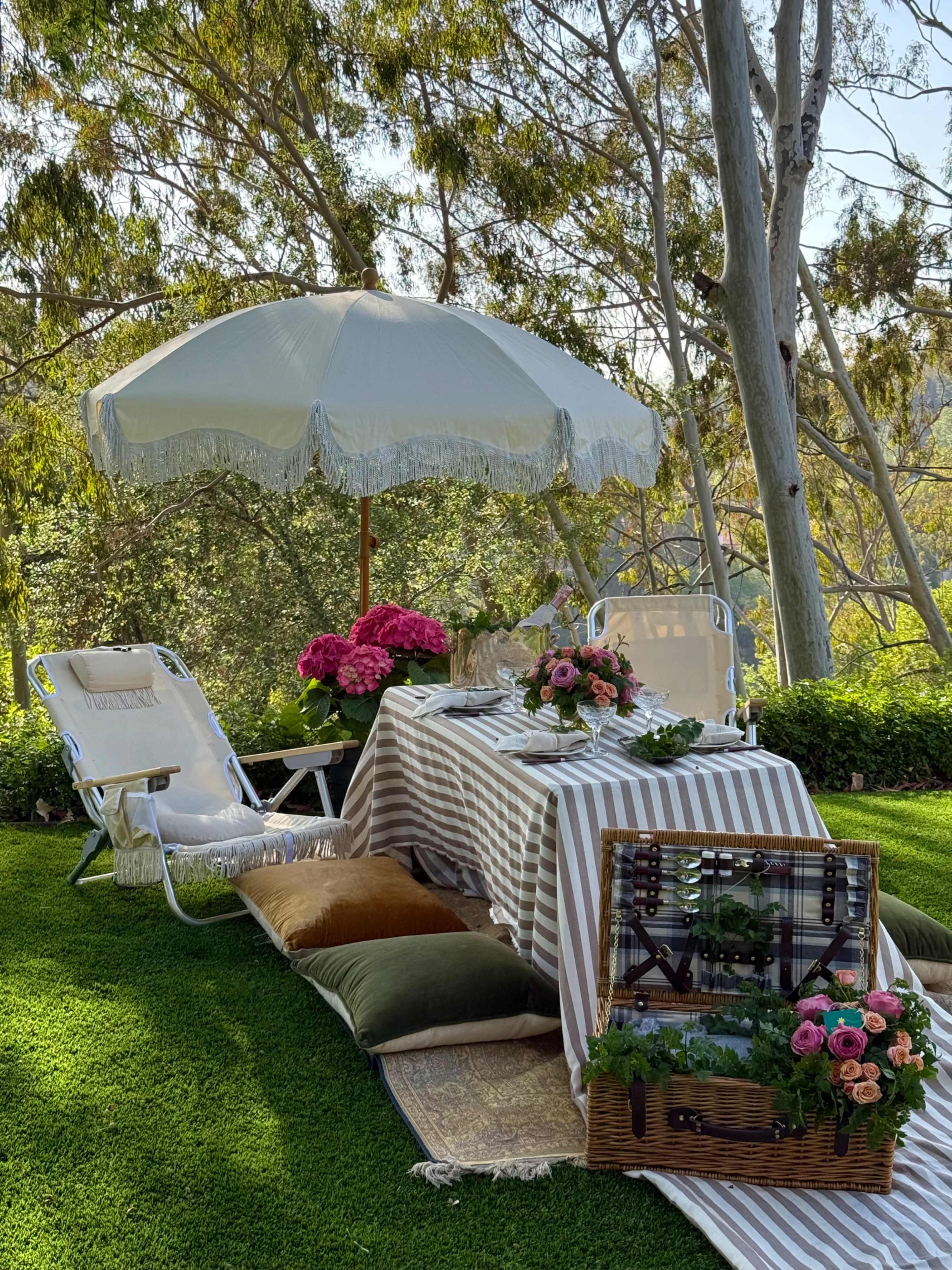 Private Bel-Air Garden Oasis for Picnics, Parties & Celebrations Image in Beverly Crest, Los Angeles, CA