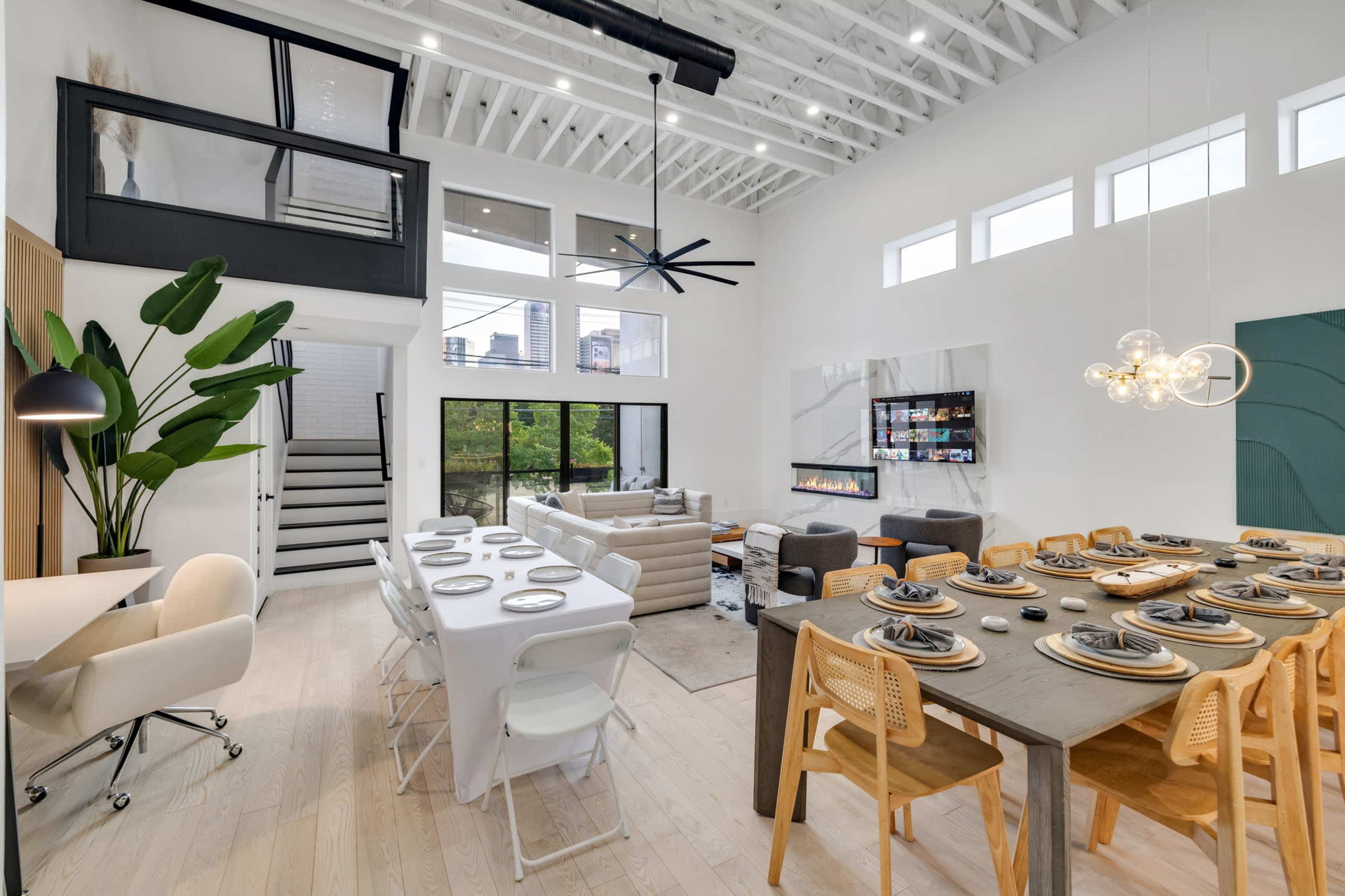 Modern 3-Story Home in Deep Ellum with Skyline View Image in Old East Dallas, Dallas, TX