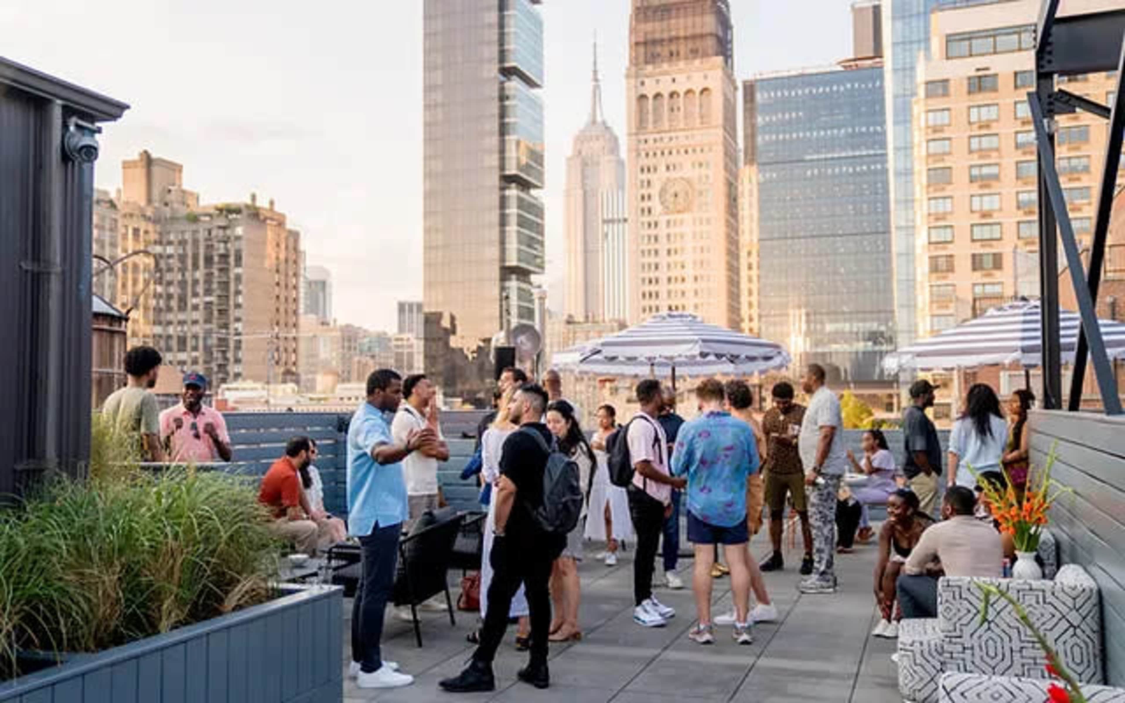 Modern Flatiron/Union Square Rooftop Skyline View Event Space Image in Midtown Manhattan, New York, NY