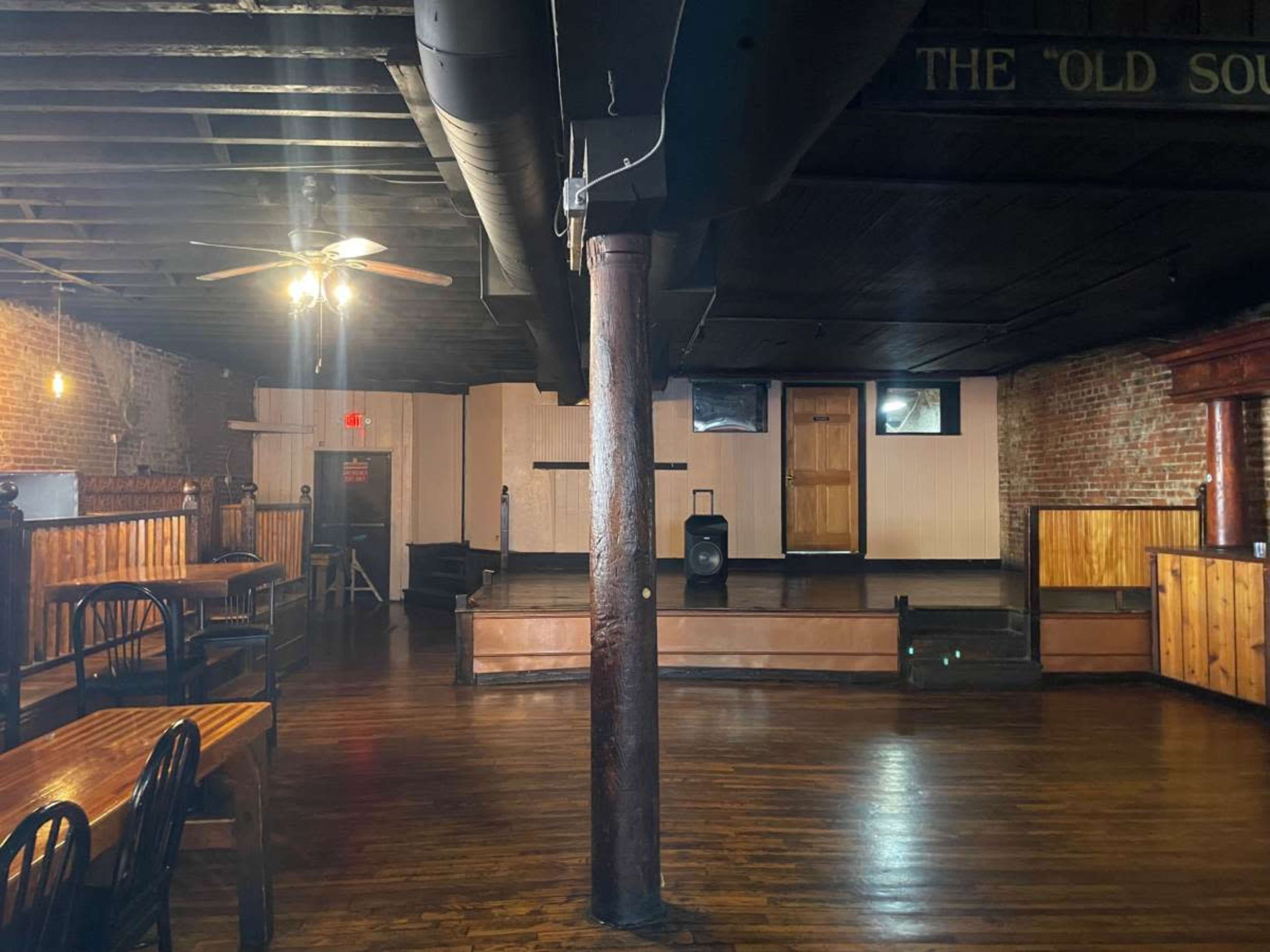 Rustic Restaurant  with Industrial feel in Historic Setting Image in Downtown, St Louis, MO