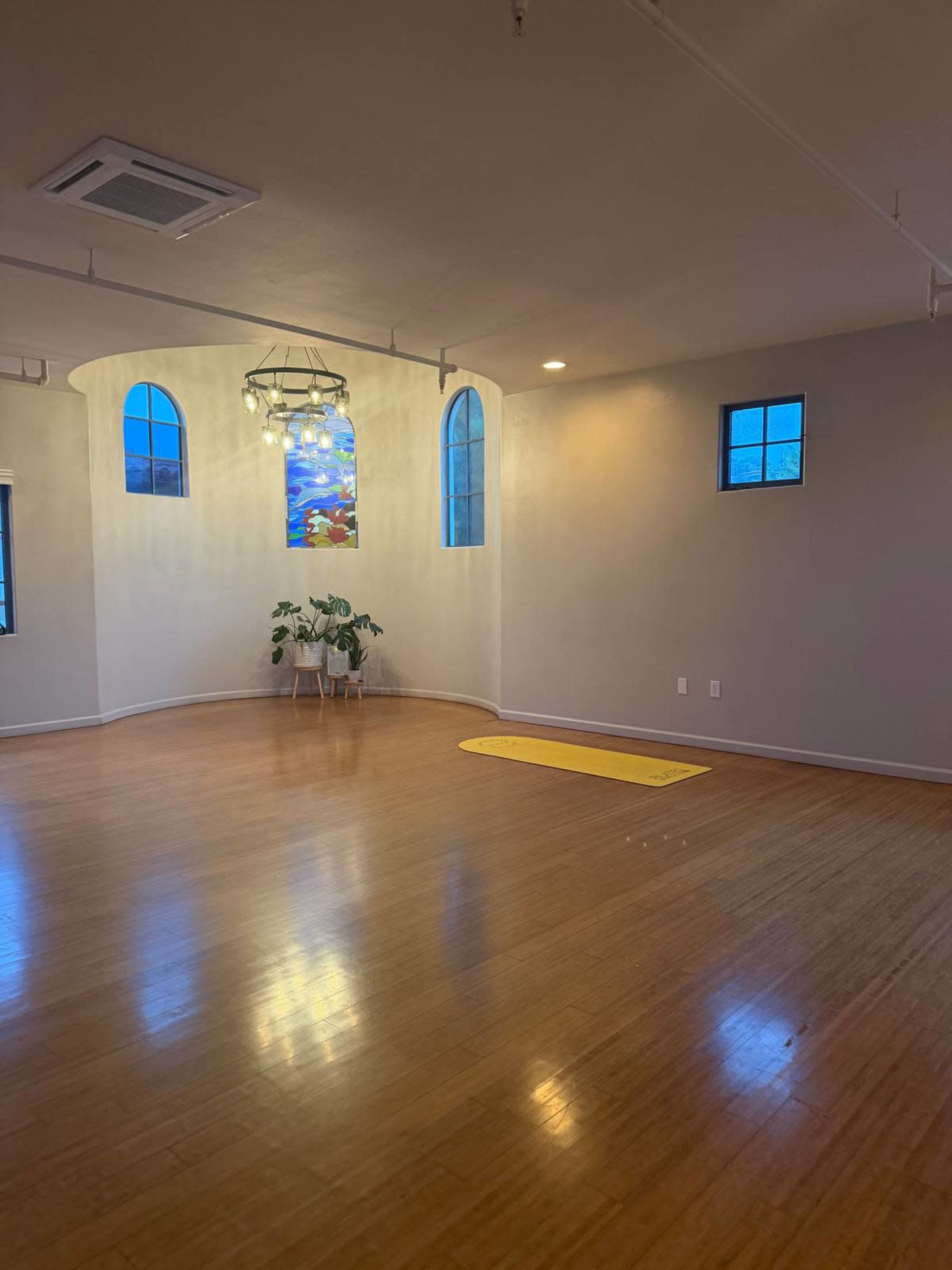 Bright, Boutique Wellness Studio in Santa Barbara’s Mesa Image in West Mesa, Santa Barbara, CA