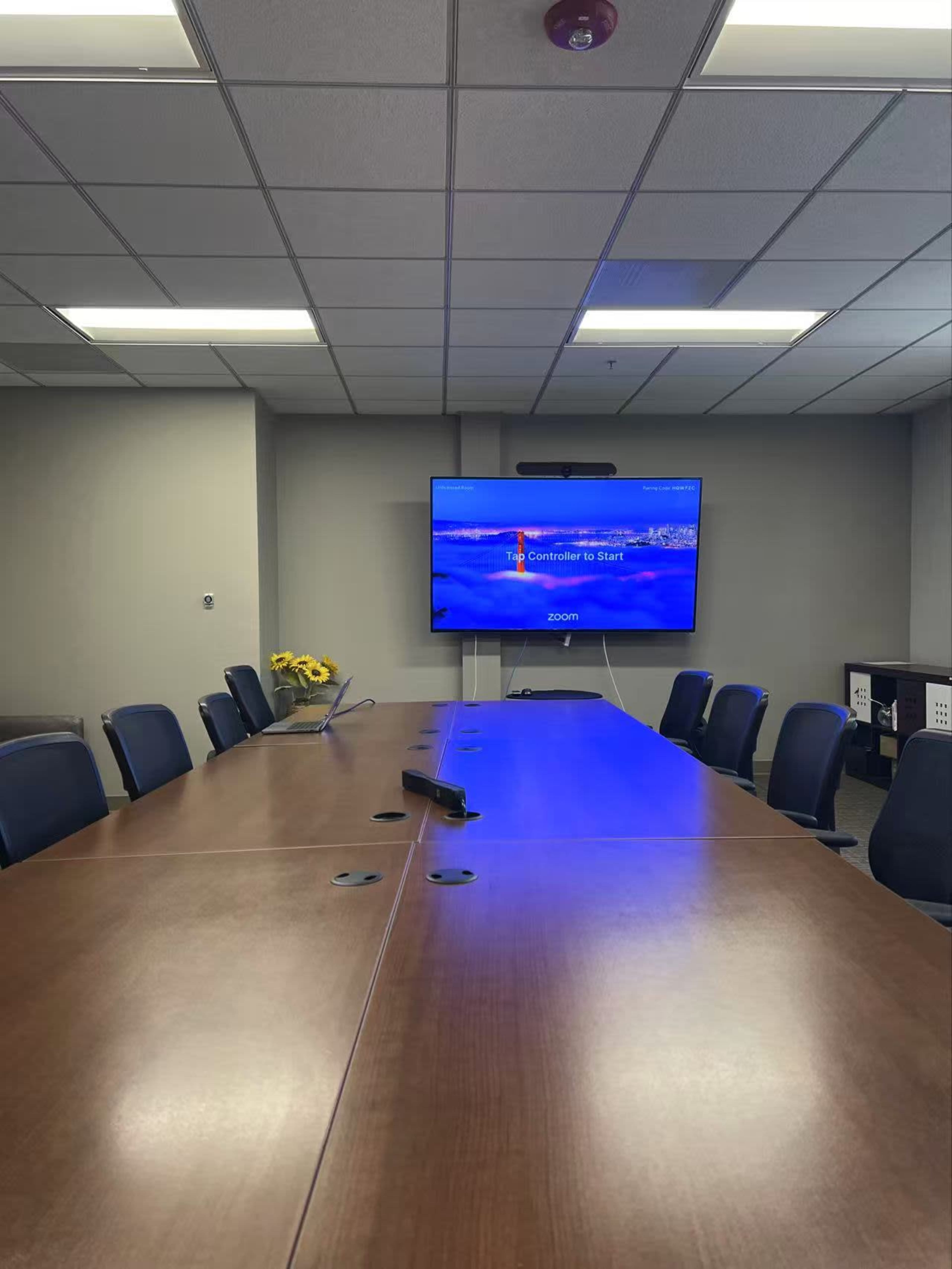 High-tech Boardroom Near San Francisco Airport Image in Ingold - Milldale, Burlingame, CA