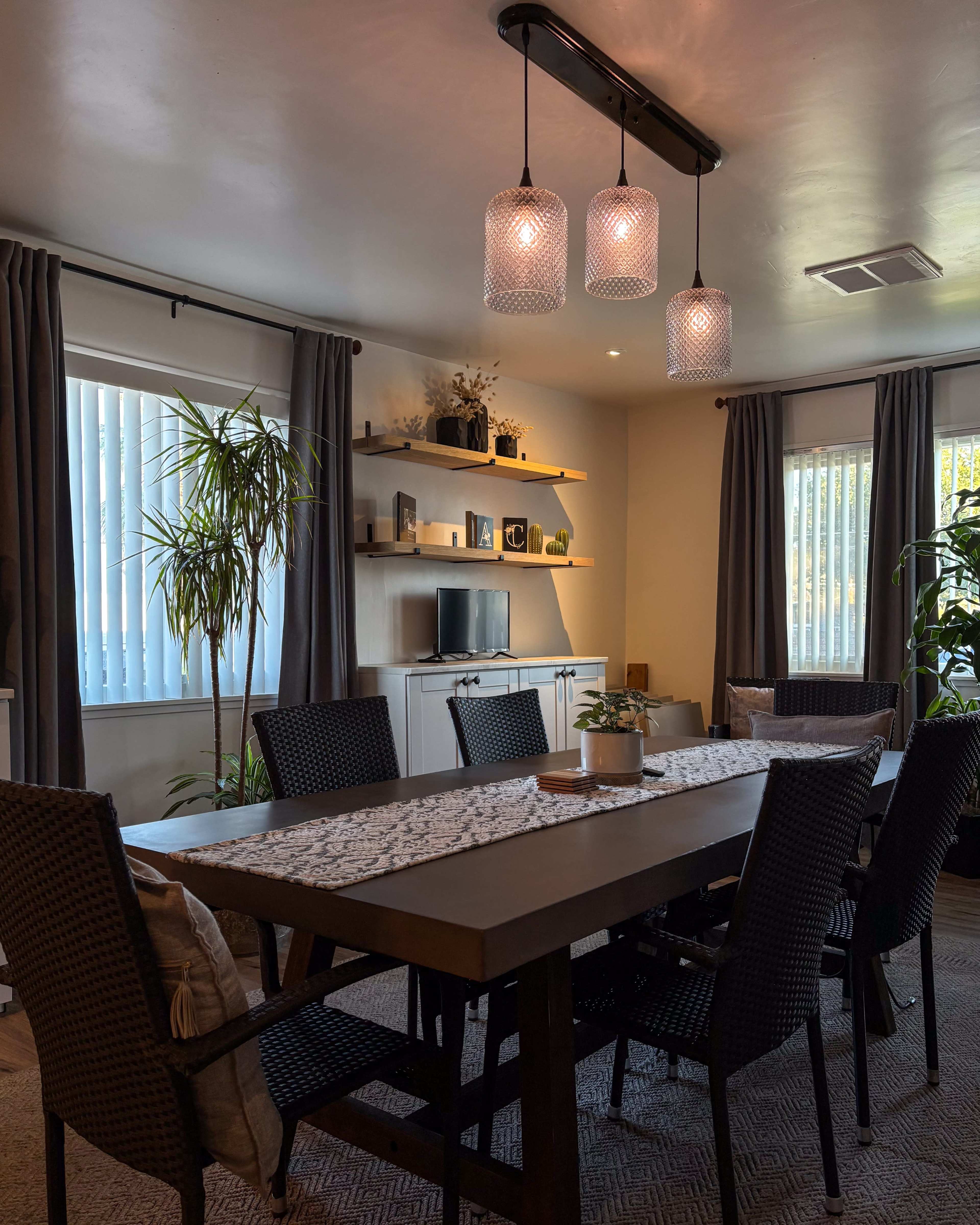 Meeting Room Space Image in Twin Lakes, Las Vegas, NV