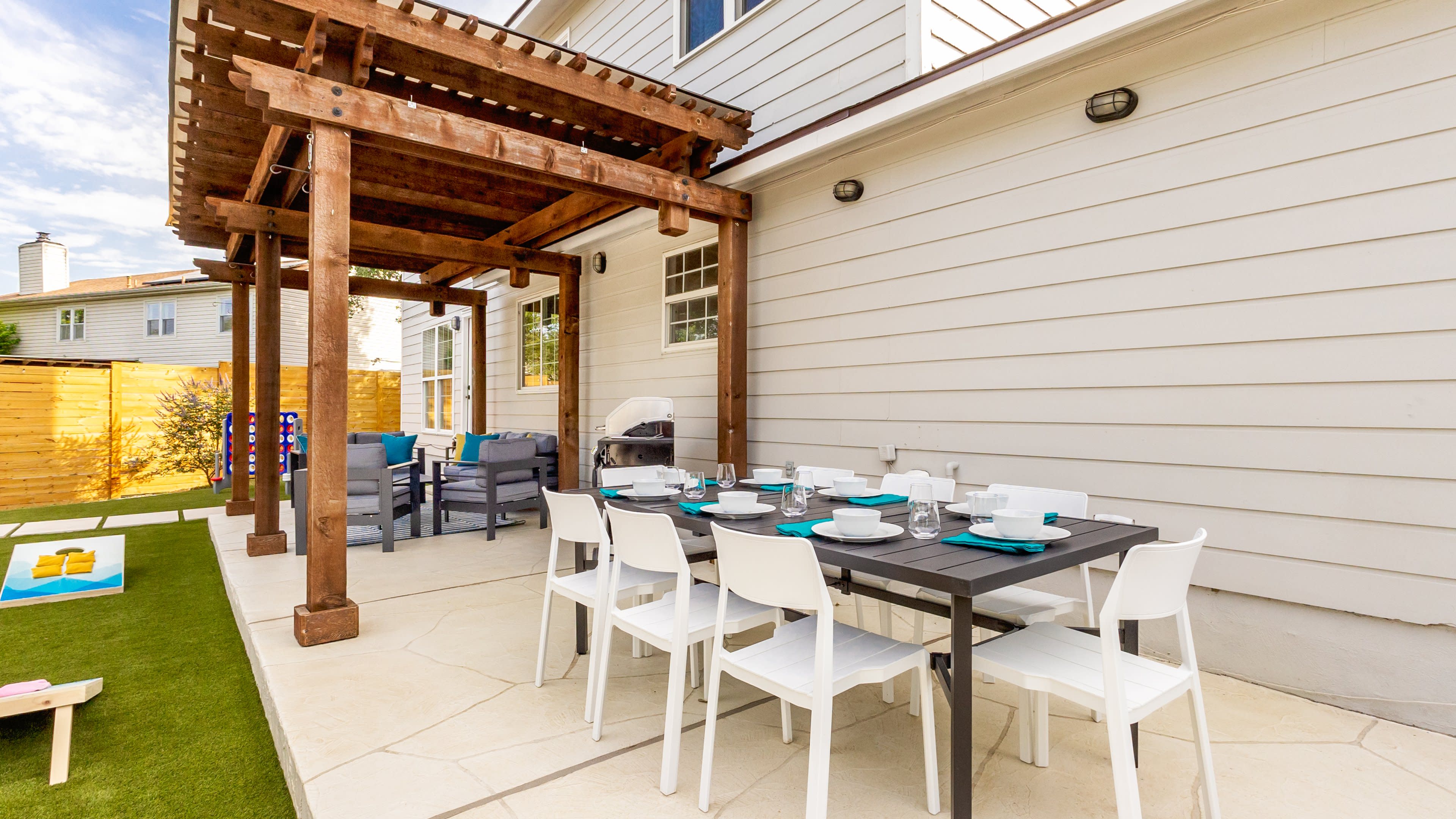 Ultimate Getaway: Pool,Hot tub,Games & Sing-Alongs Image in Gracy Woods, Austin, TX