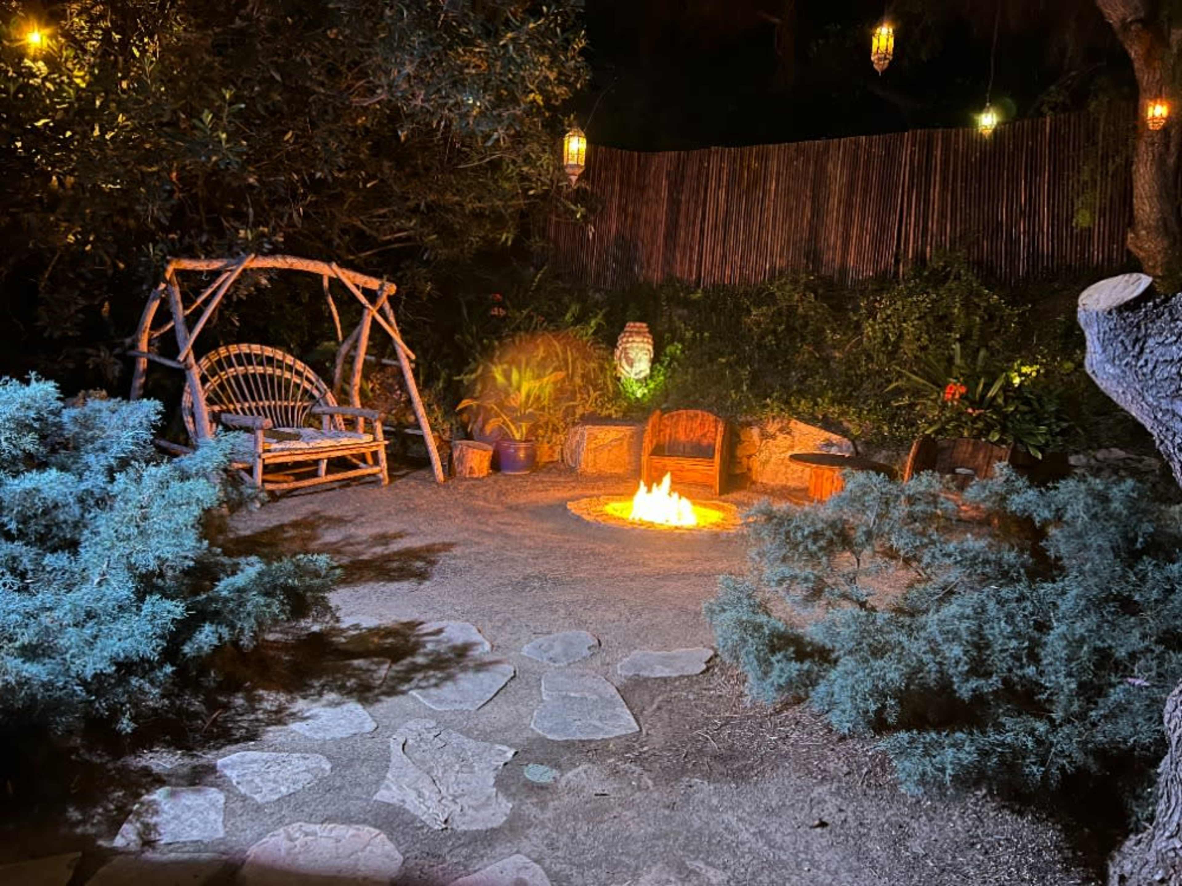 Fire pit burner/flame