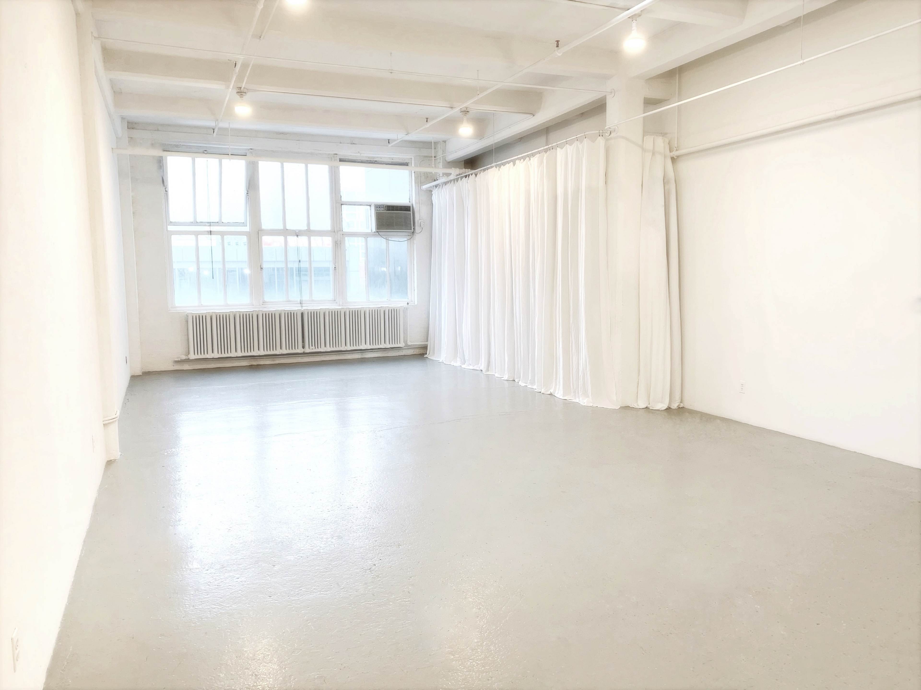 West Chelsea Daylight Photo Studio Image in Midtown Manhattan, New York, NY