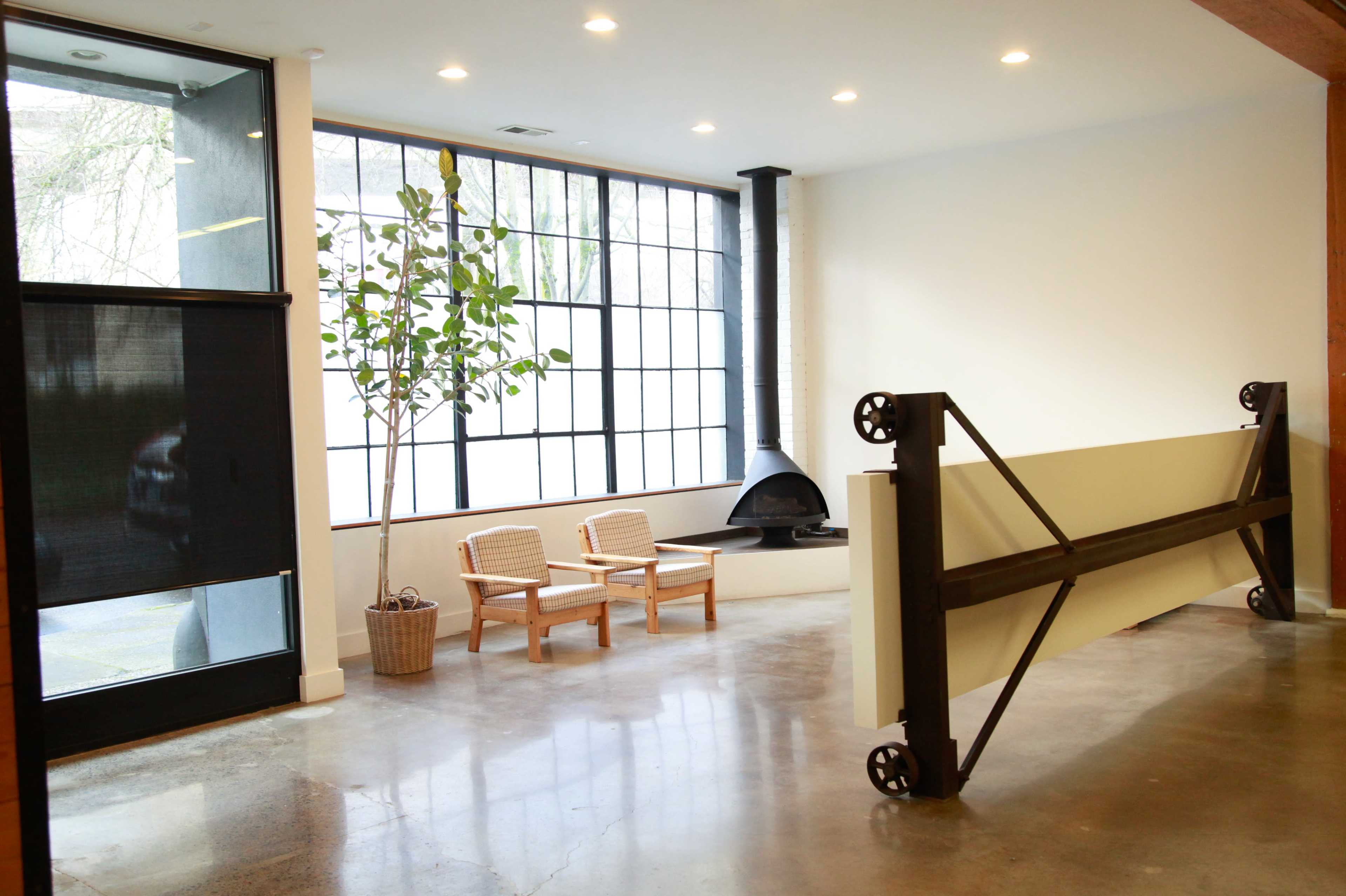 Warm Minimalist Slabtown Studio + Flex Space Image in Northwest Portland, Portland, OR