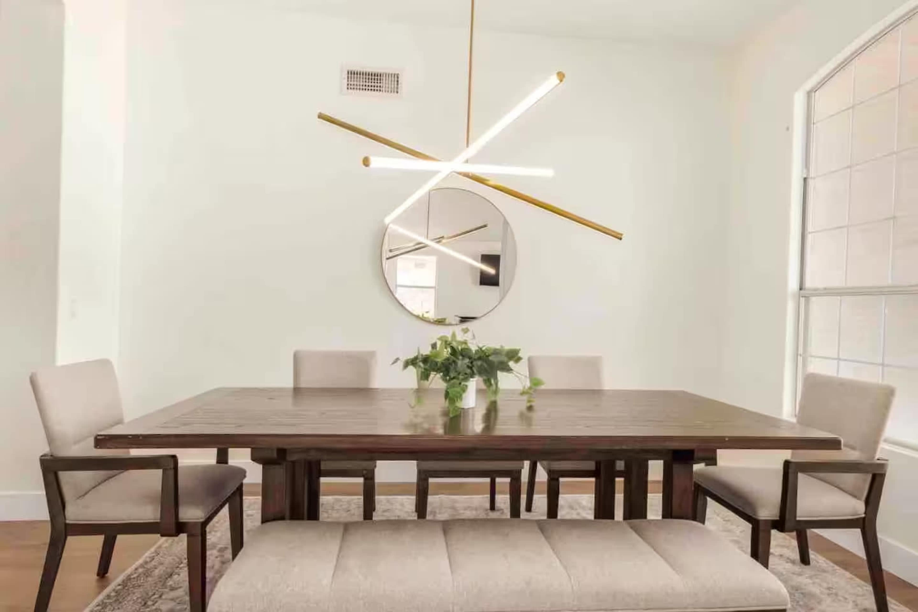 Your AZ Retreat: 4BR-Pool-Putting Green-Billiards! Image in Val Vista, Gilbert, AZ