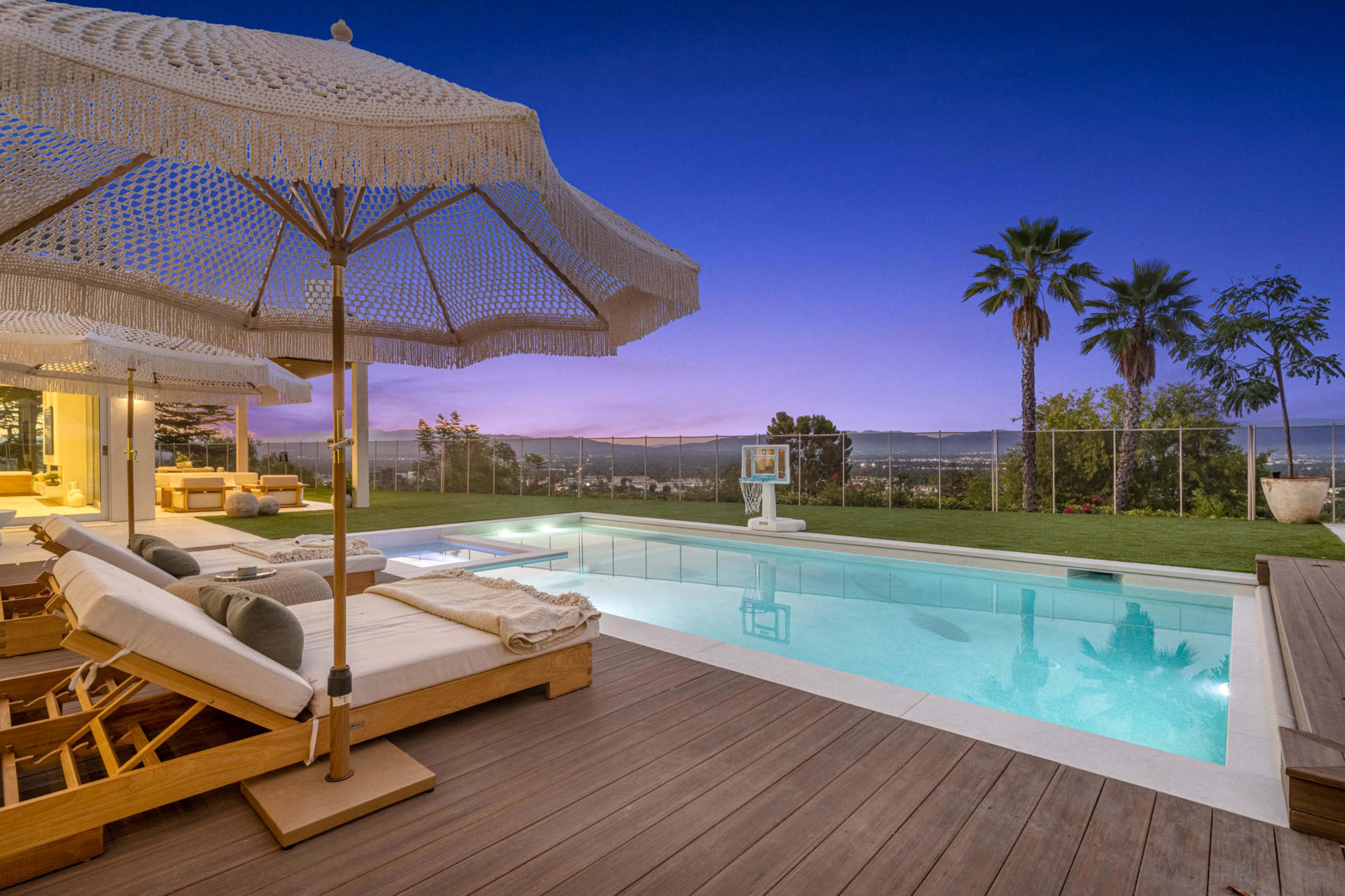 Modern Estate with Rooftop and Panoramic Views Image in Tarzana, ENCINO, CA