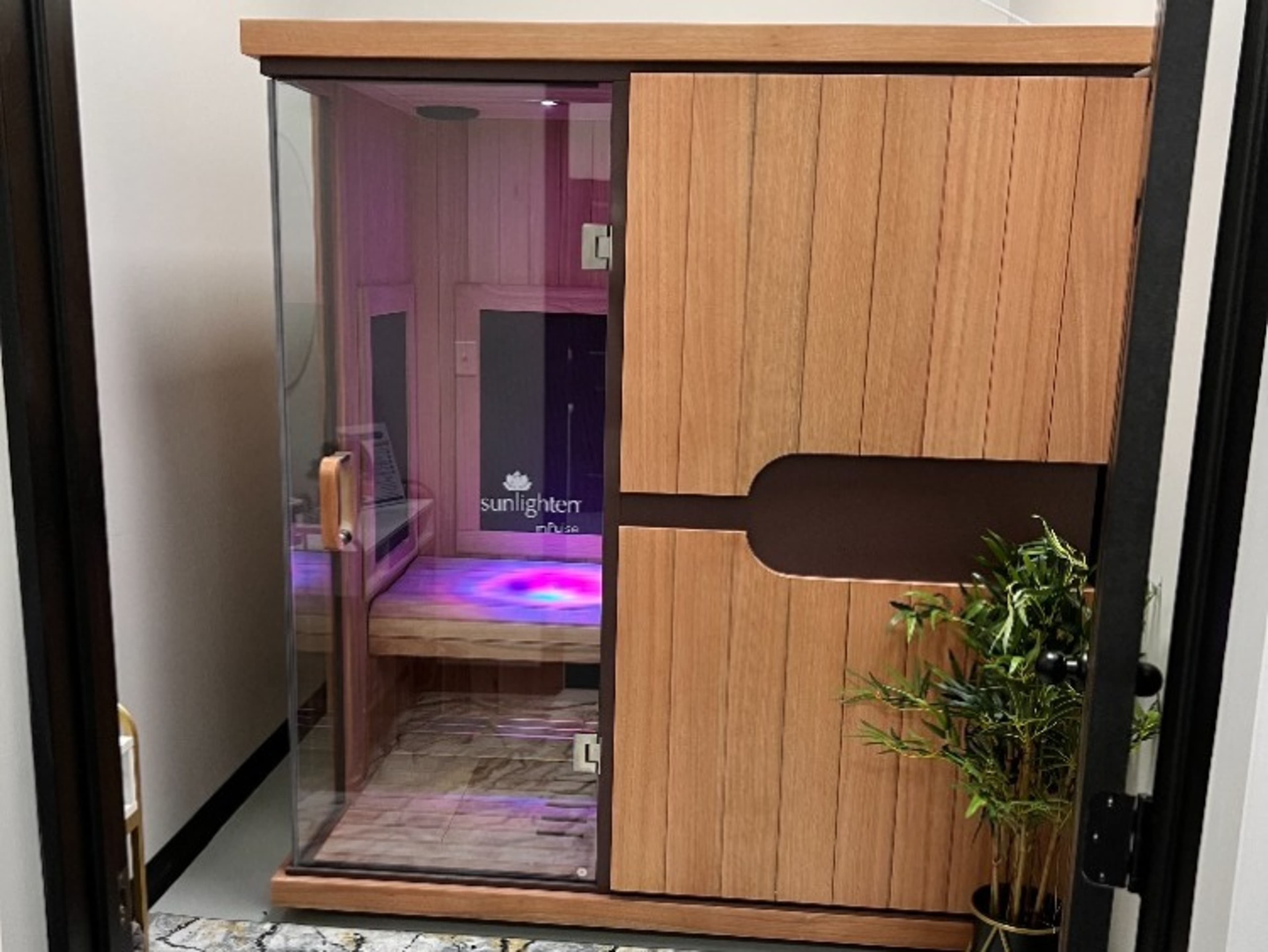 Infrared Sauna Use