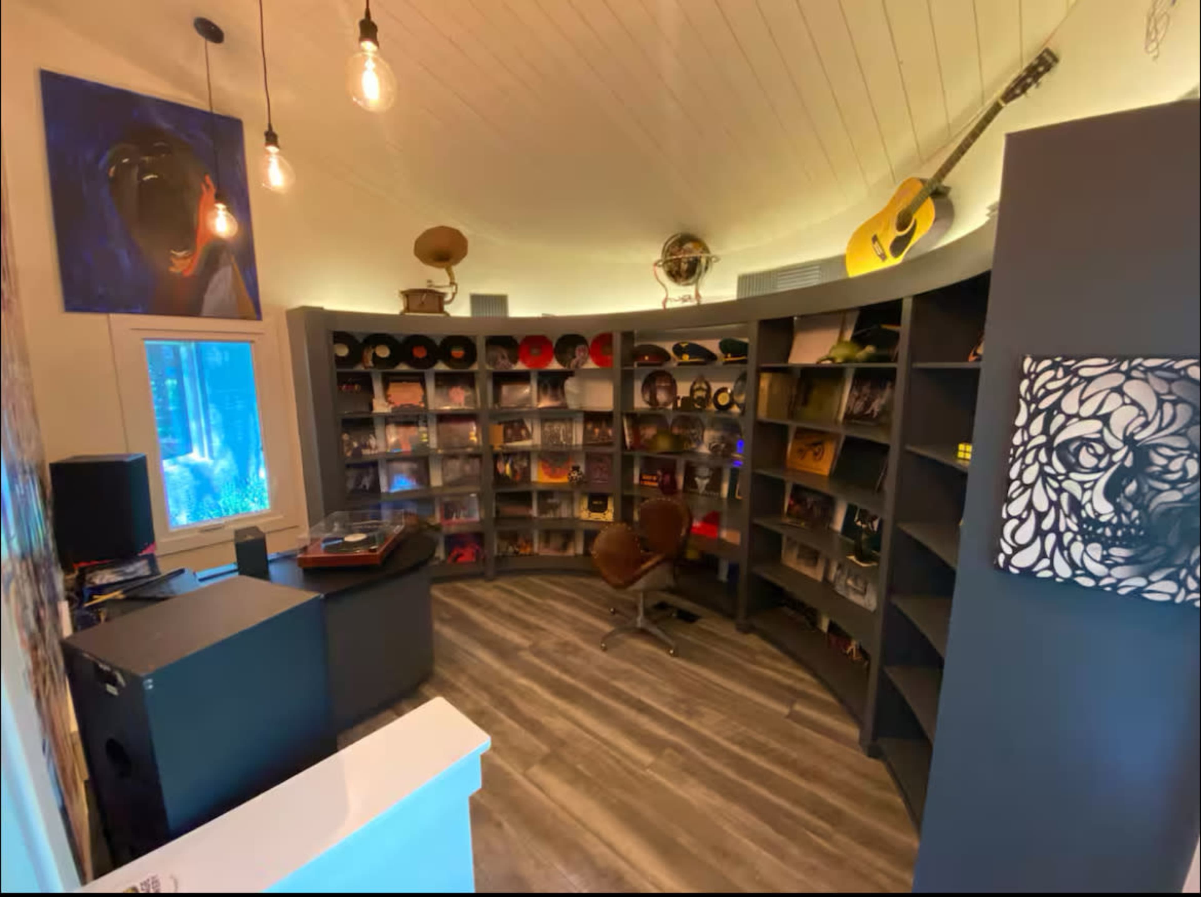 Common Area with a Rockstar Feel Image in Great Bridge East, Chesapeake, VA