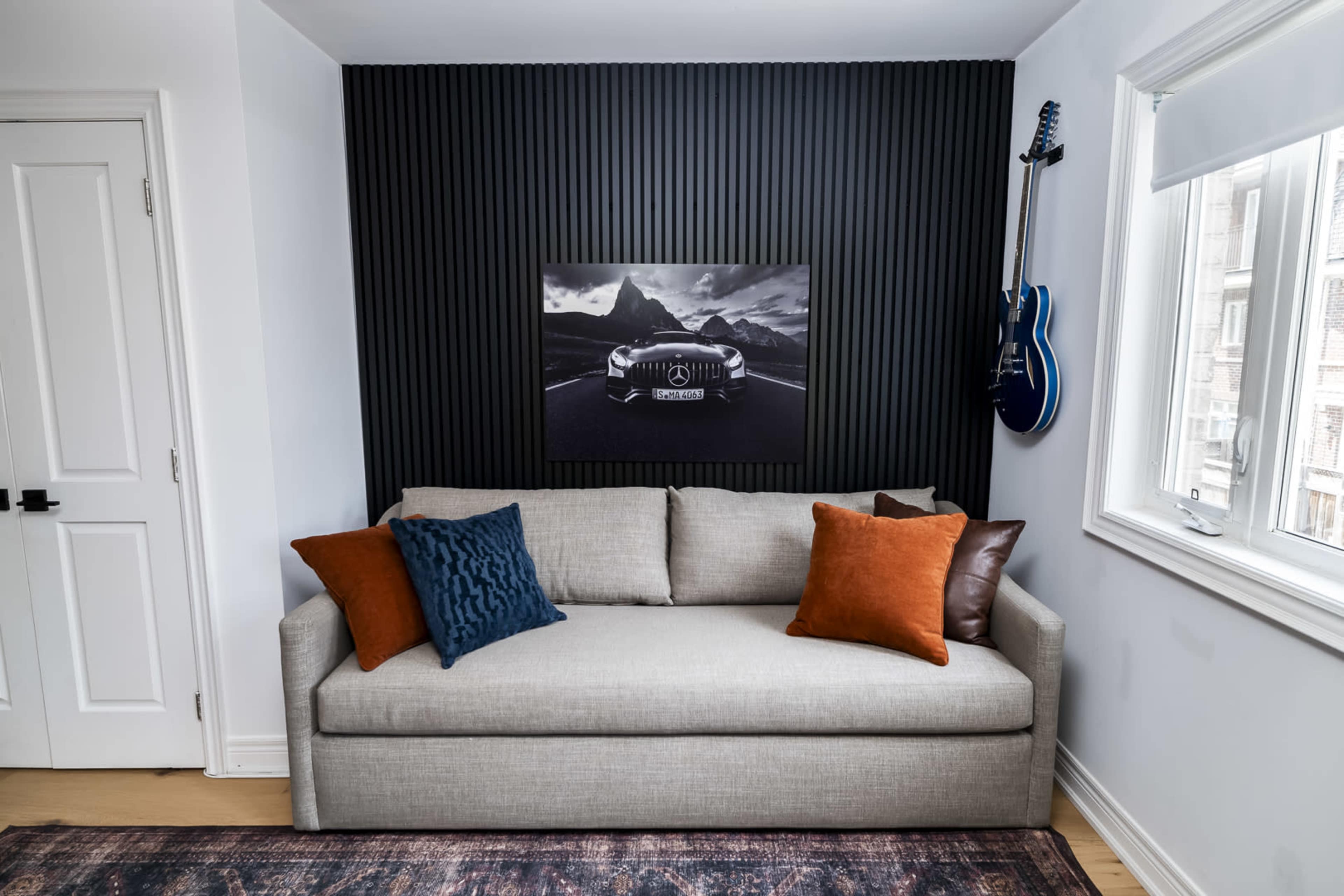 Modern suburban residence Image in Islington - City Centre West, Etobicoke, ON
