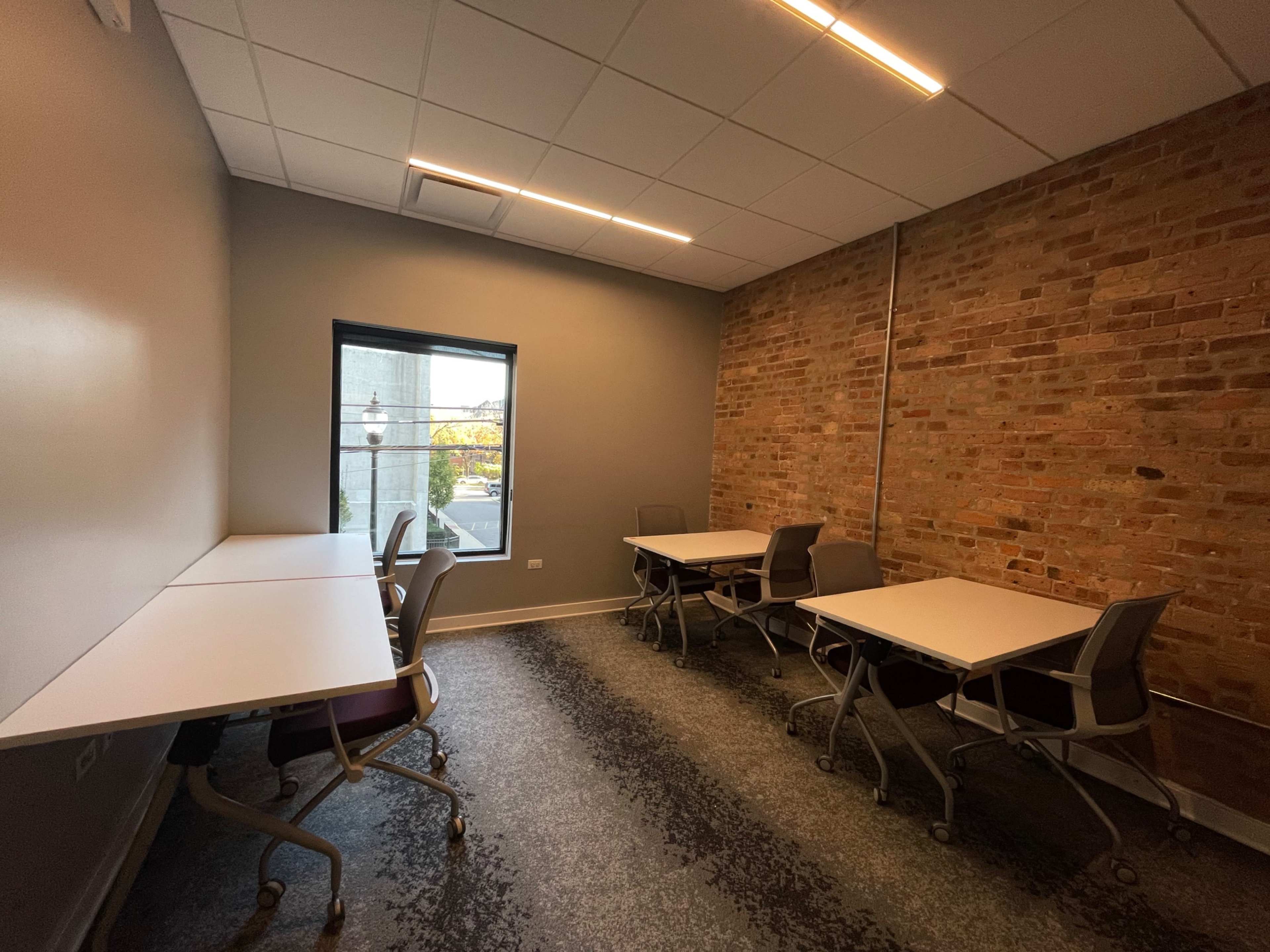 Lawrence and Madelyn Jenkins Conference Room Image in Near South Side, Chicago, IL