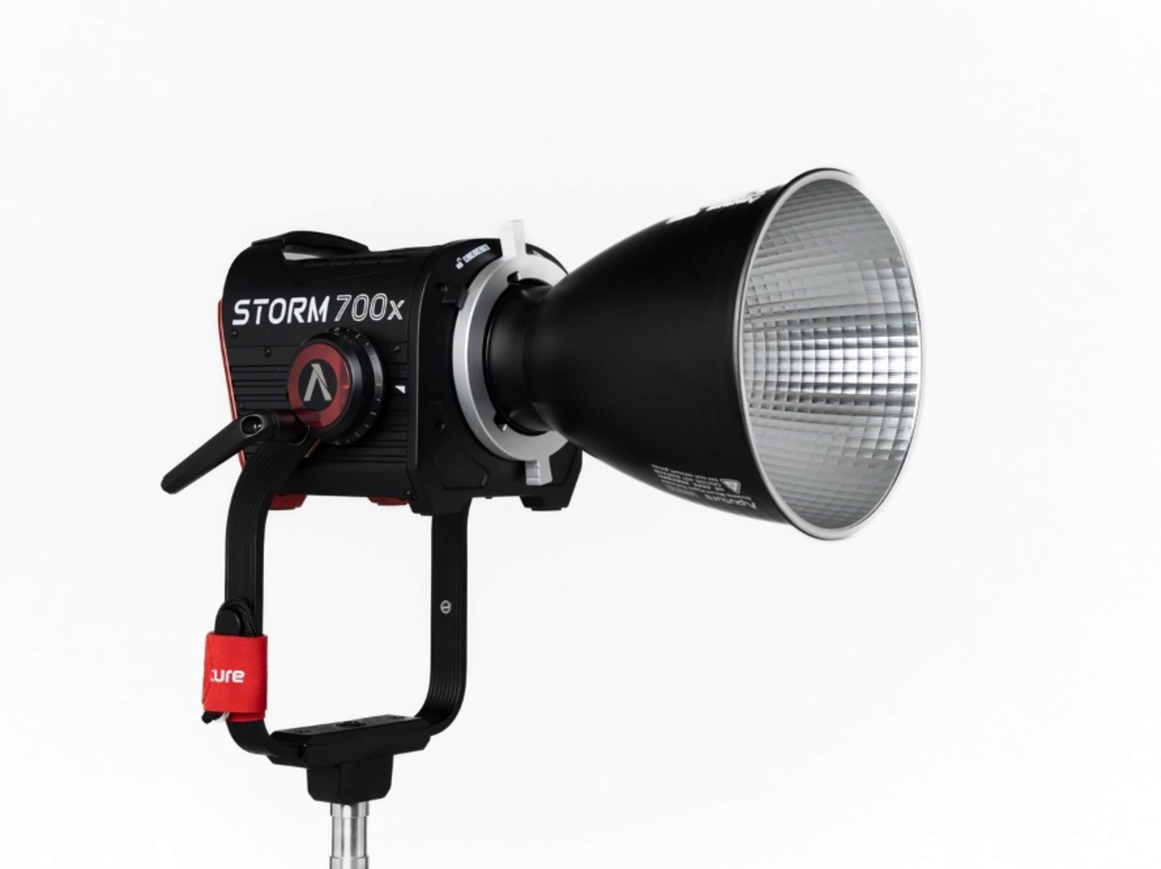 Aputure STORM 700x LED Light