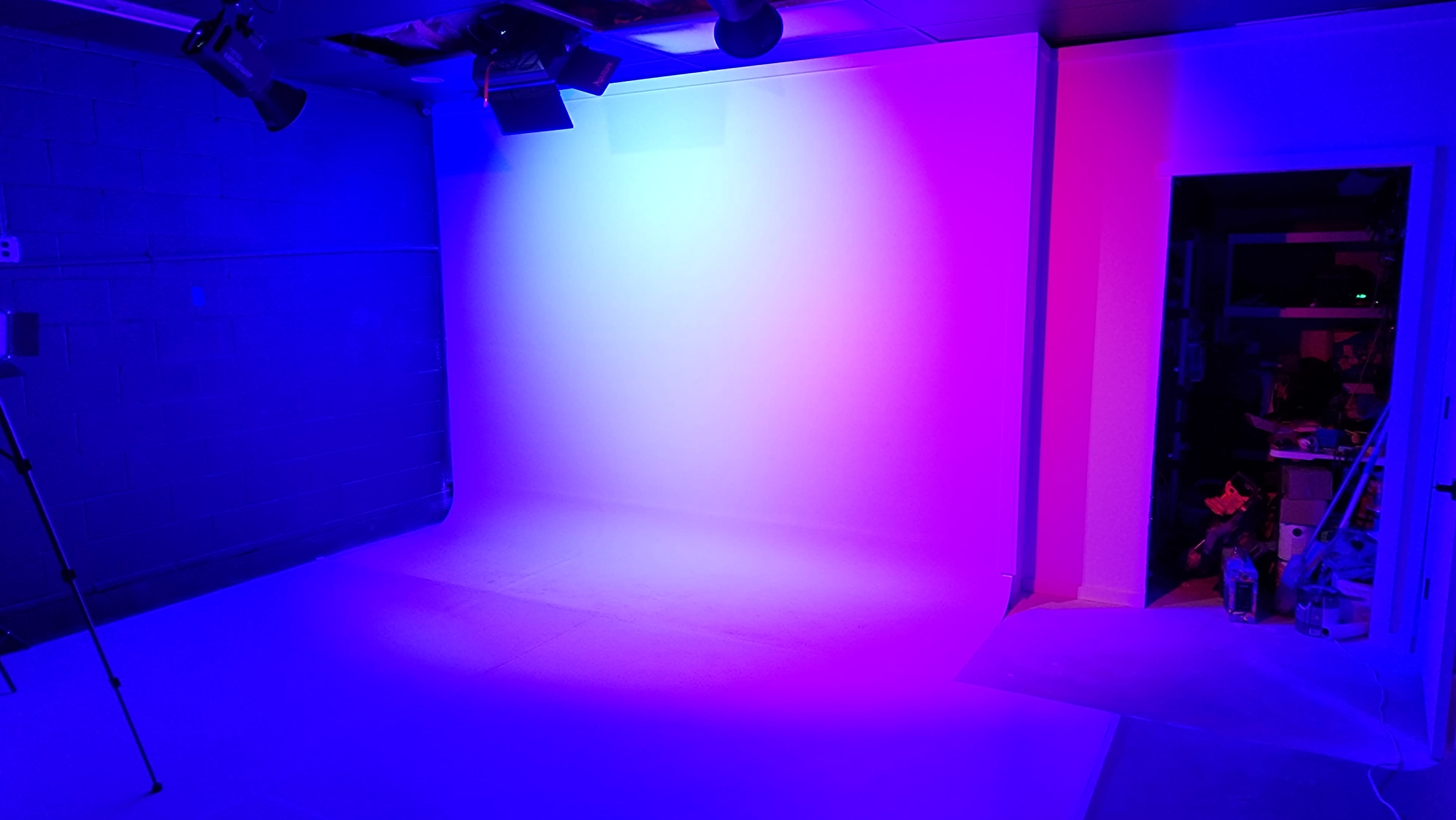 Photography/Videography Studio (White/Green Cyclorama & Lights) Image in Durham, Durham, NC