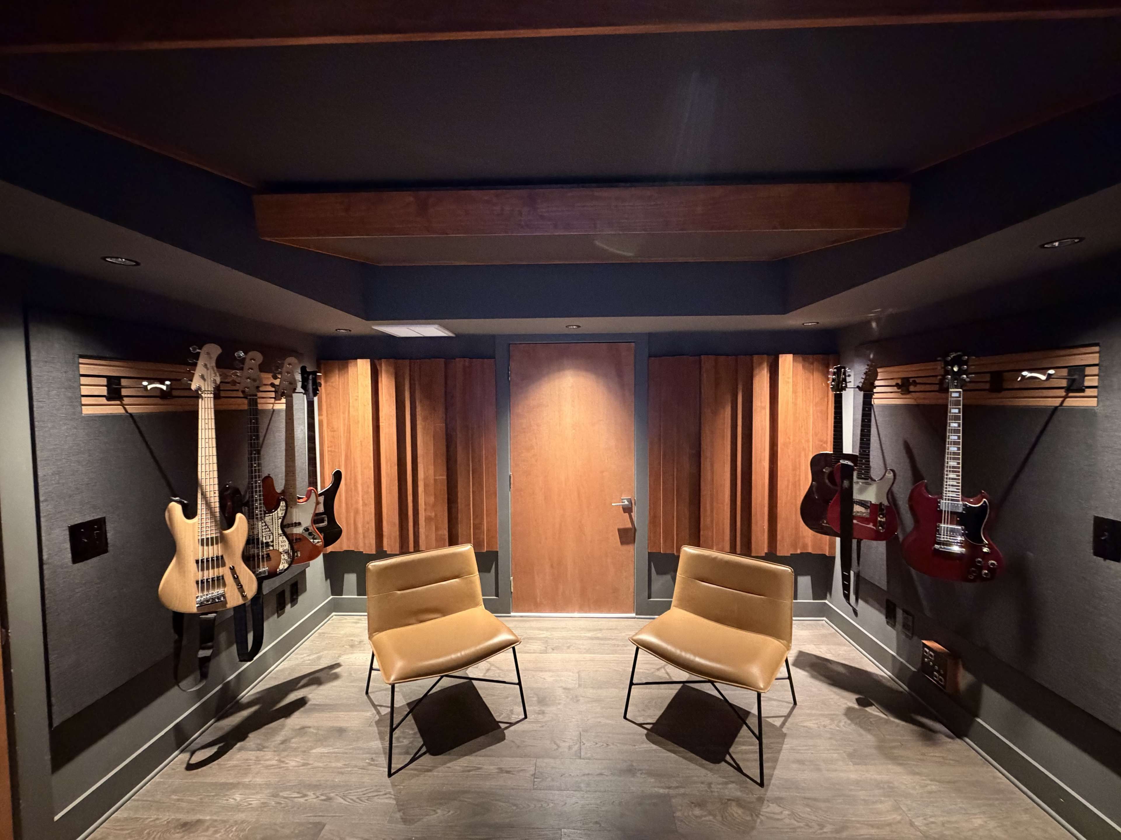 Pro-Designed Recording Studio with Live Room & Hammond Organ Image in Brentwood, Brentwood, TN