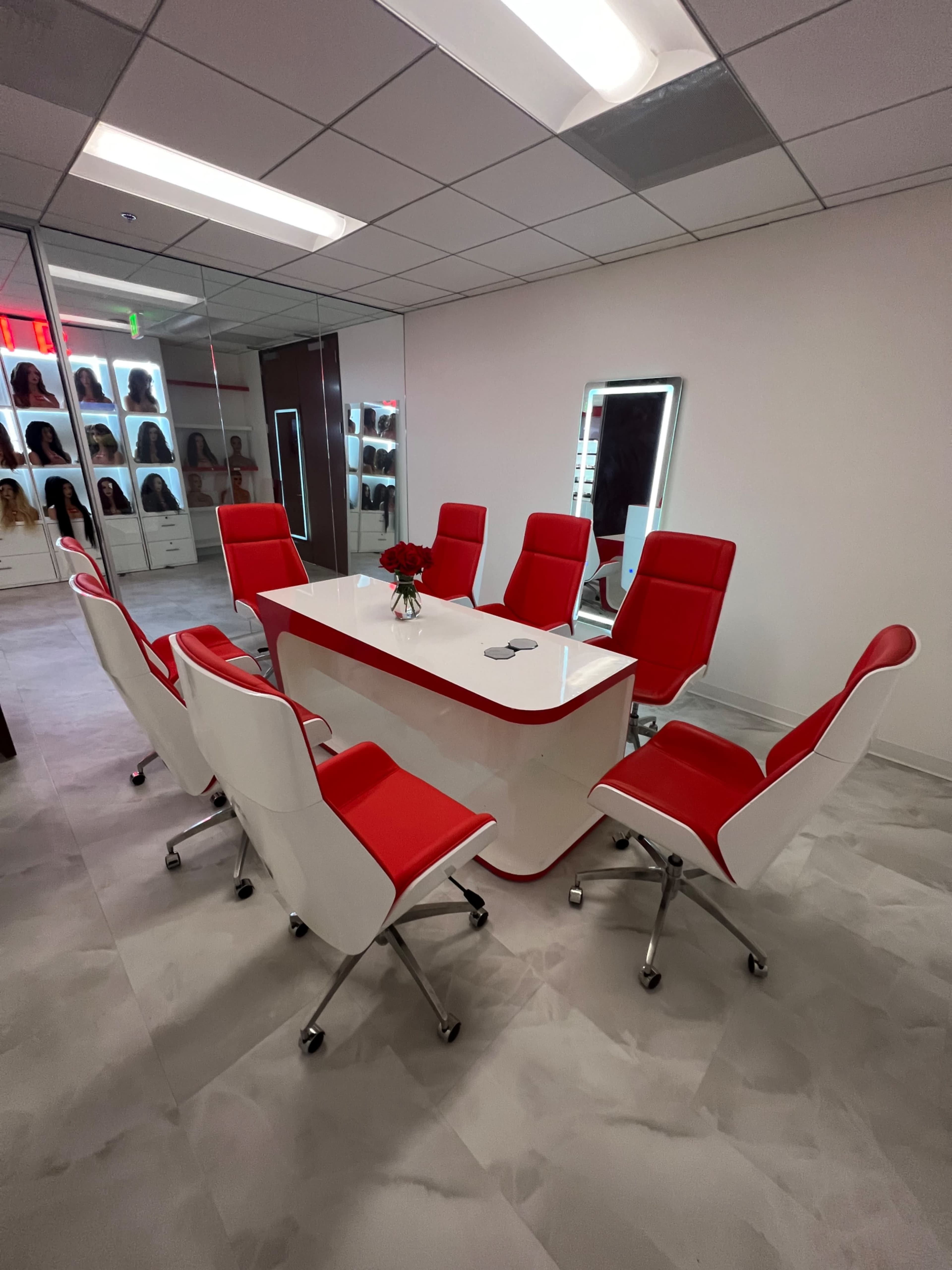 Luxury penthouse salon and wig Image in Woodland Hills, Woodland Hills, CA