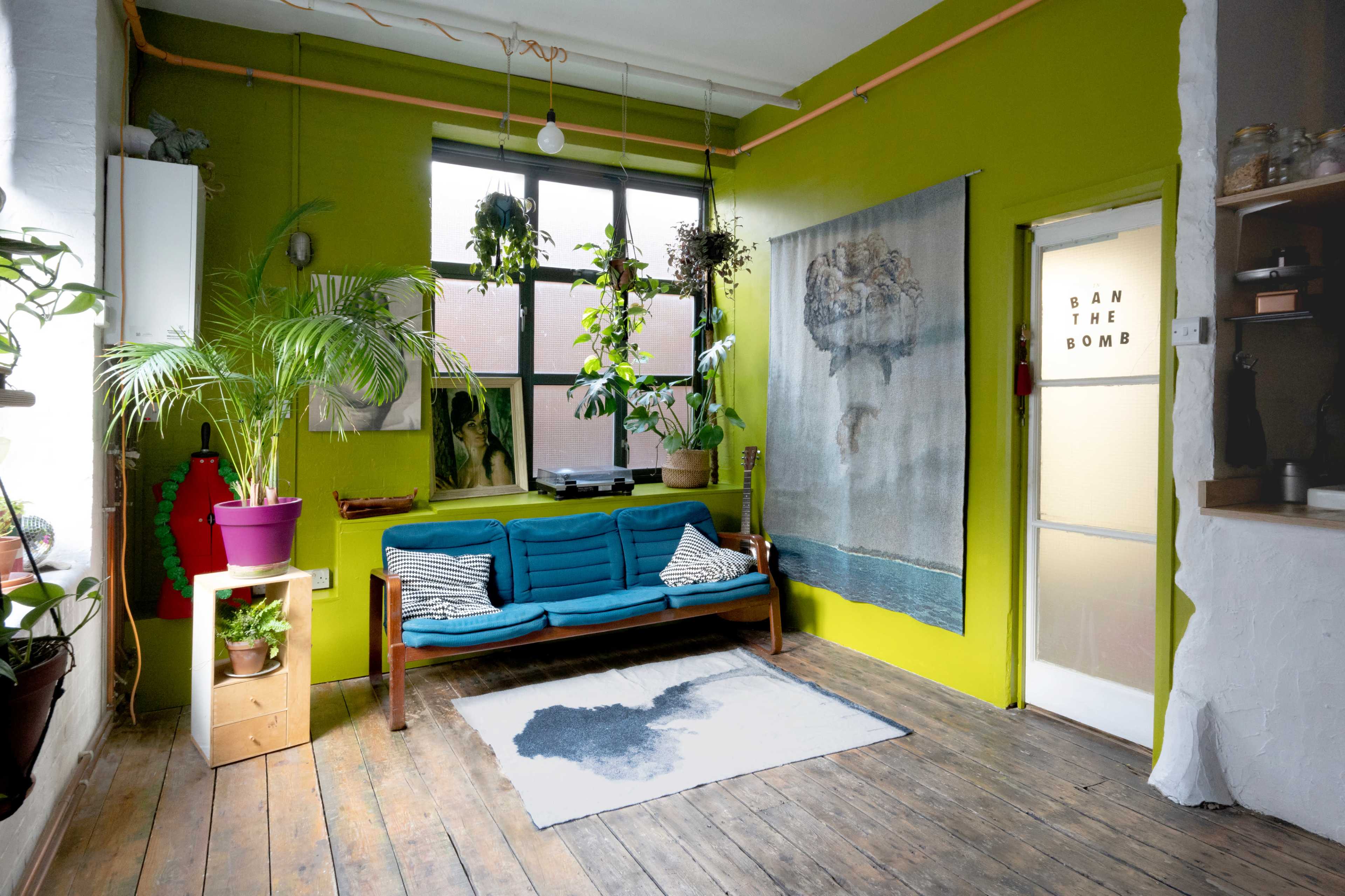 Warehouse Loft Apartment - Photo studio - Video Film Location / Interviews / Fashion and Lifestyle Photo shoots / Blackout blinds Image in Hackney, London, ENG