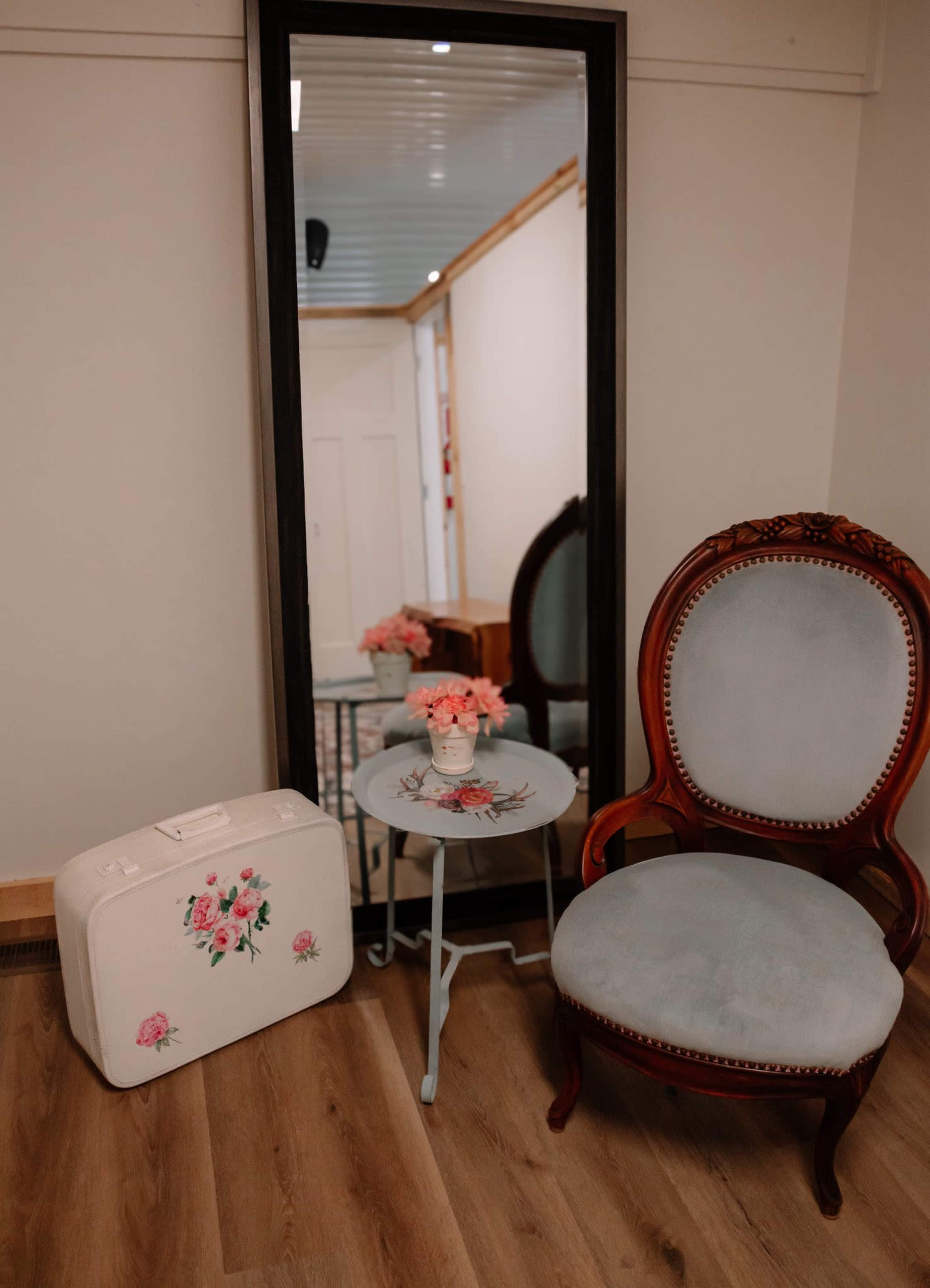 34-acre farm with indoor, private, heated studio Image in Tyrone Township, Fenton, MI