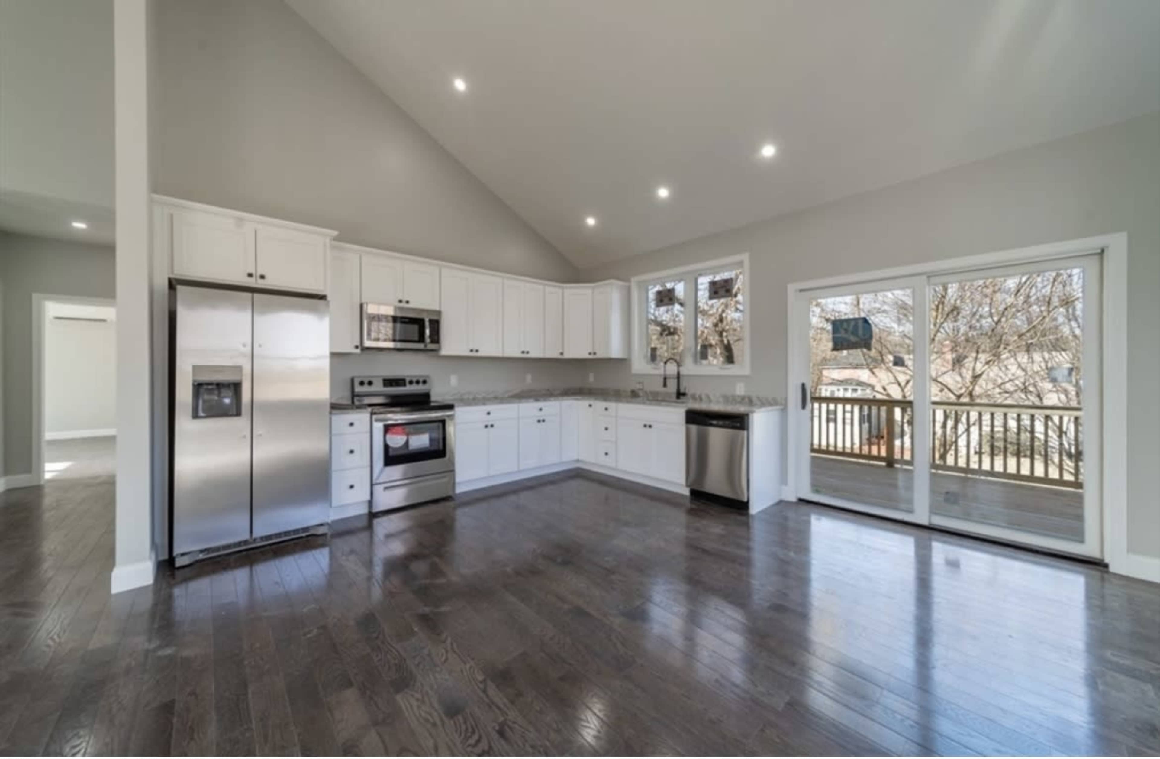 City Comfort Image in Quinsigamond Village, Worcester, MA