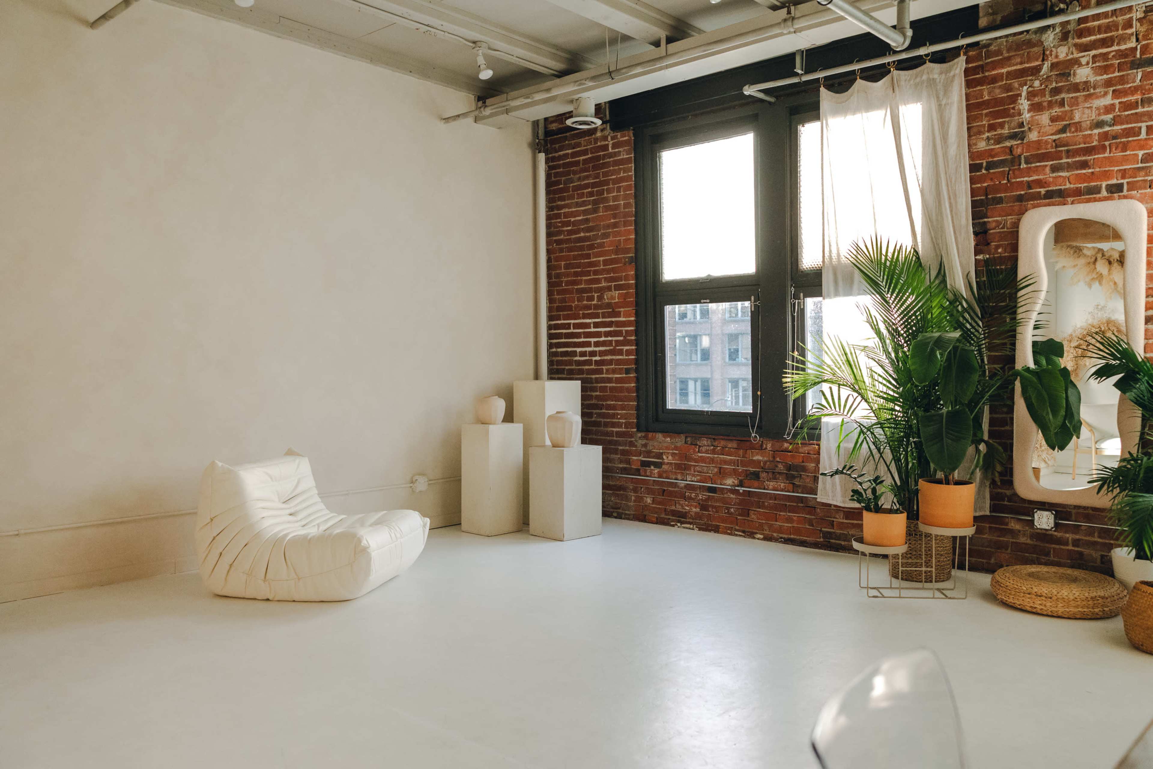 **NEW EDITORIAL DESERT INSPIRED SPACE** Neu Haus Image in Downtown Seattle, Seattle, WA