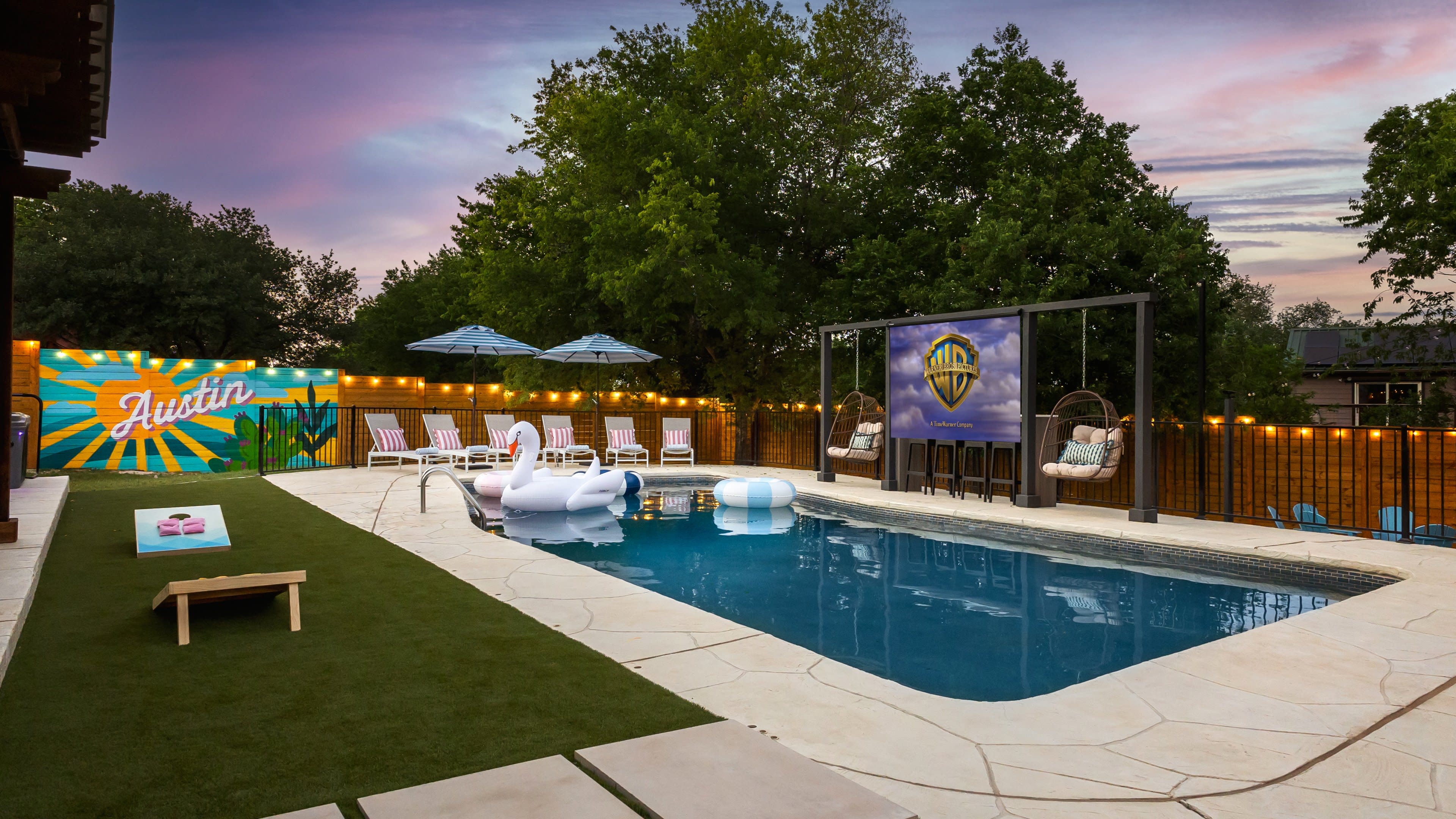Ultimate Getaway: Pool,Hot tub,Games & Sing-Alongs Image in Gracy Woods, Austin, TX