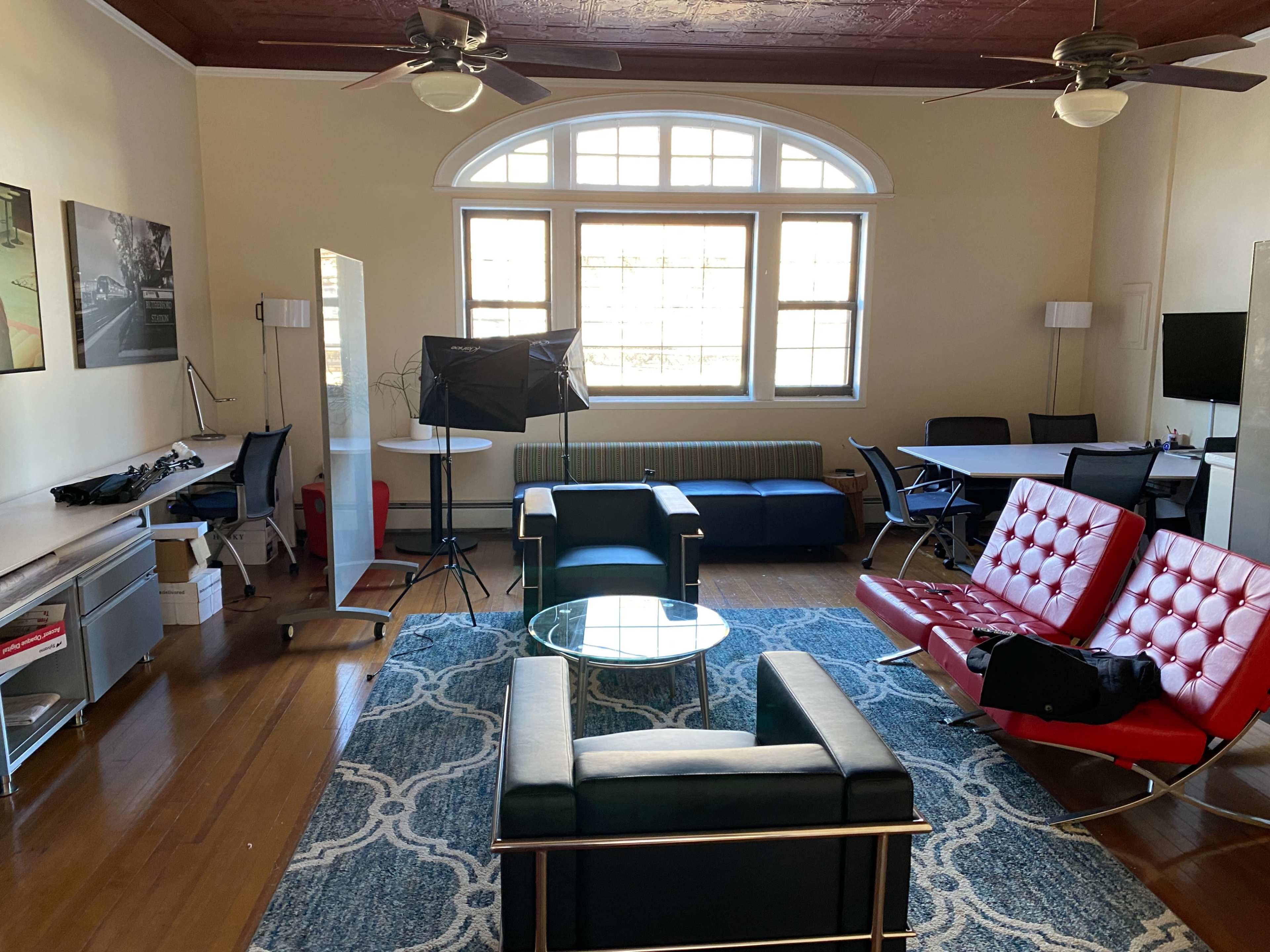 Suburbs of New York Image in Rutherford, Rutherford, NJ