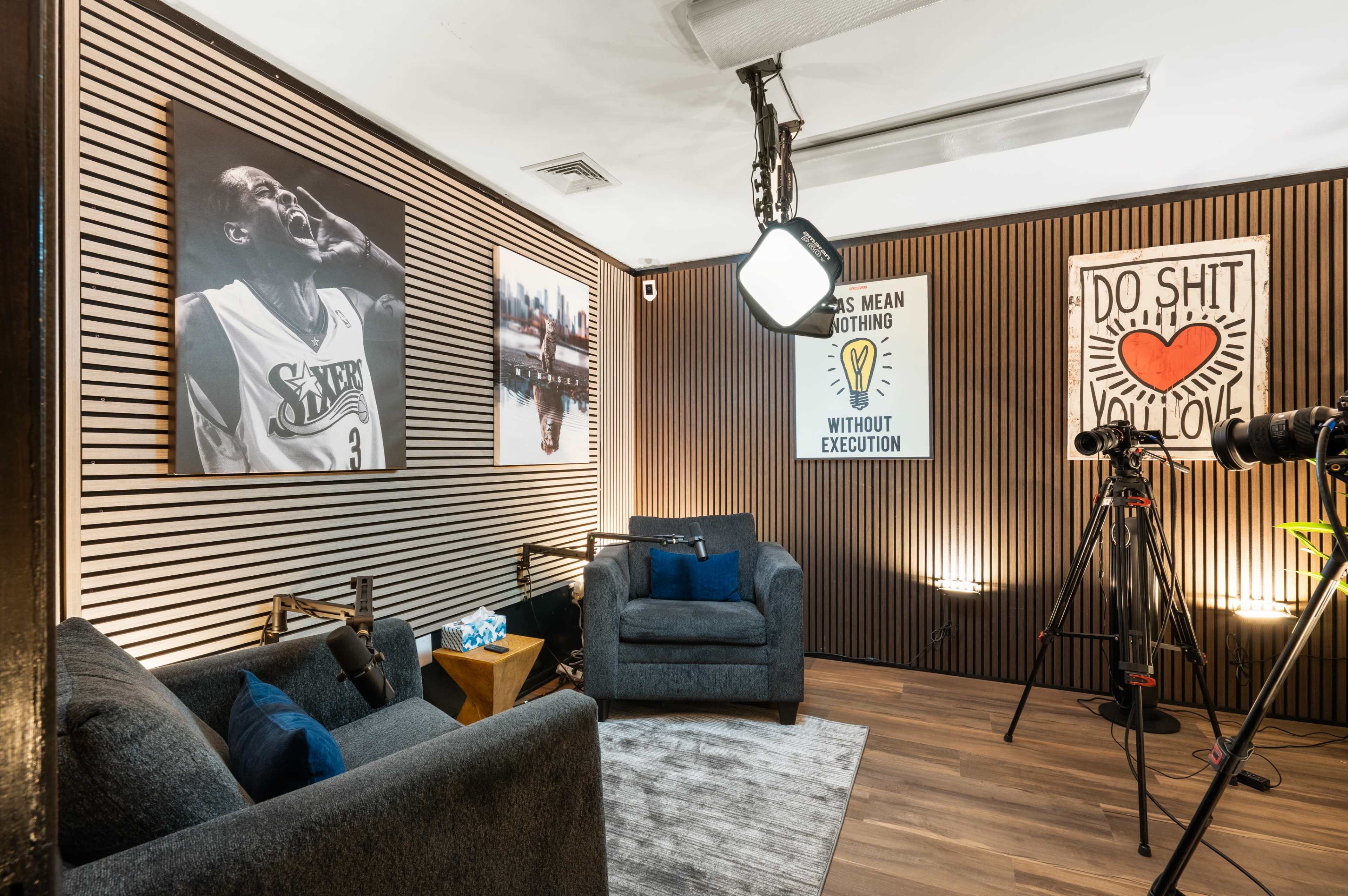 Premier Pod Studio Image in Route 7 Gateway, Ridgefield, CT