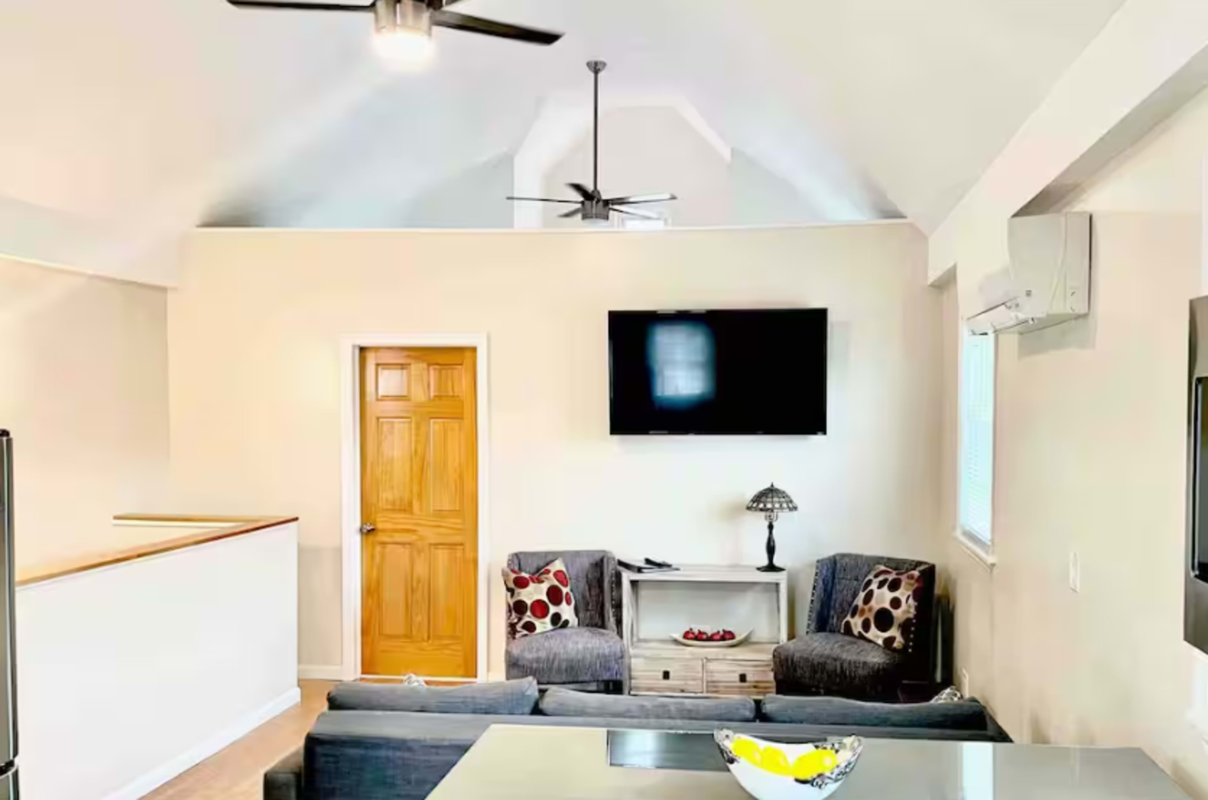 Newly renovated Space Image in Forest Hills, FOREST HILLS, NY