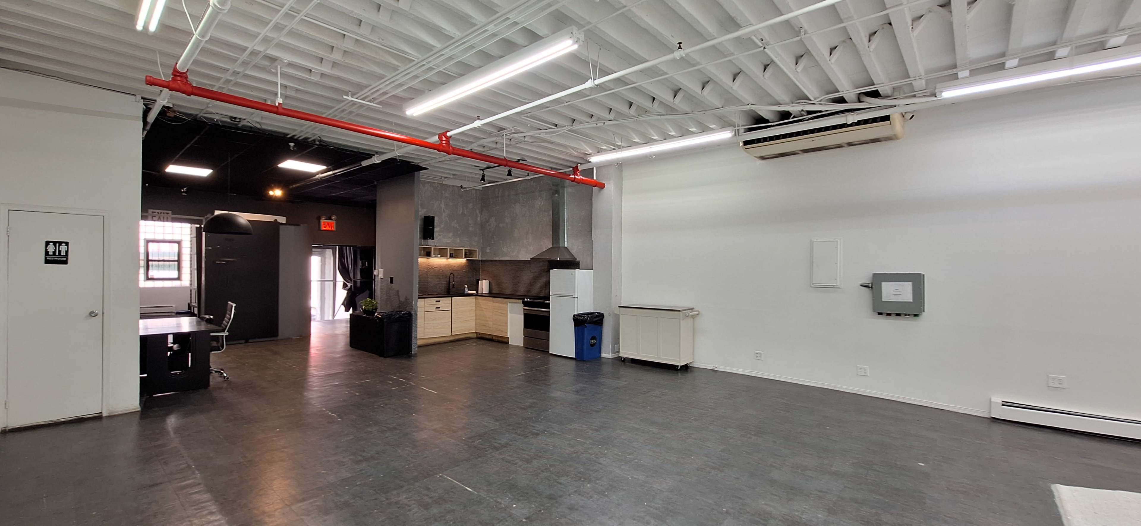 Bright Spacious Loft in East Williamsburg Image in Bushwick, Brooklyn, NY