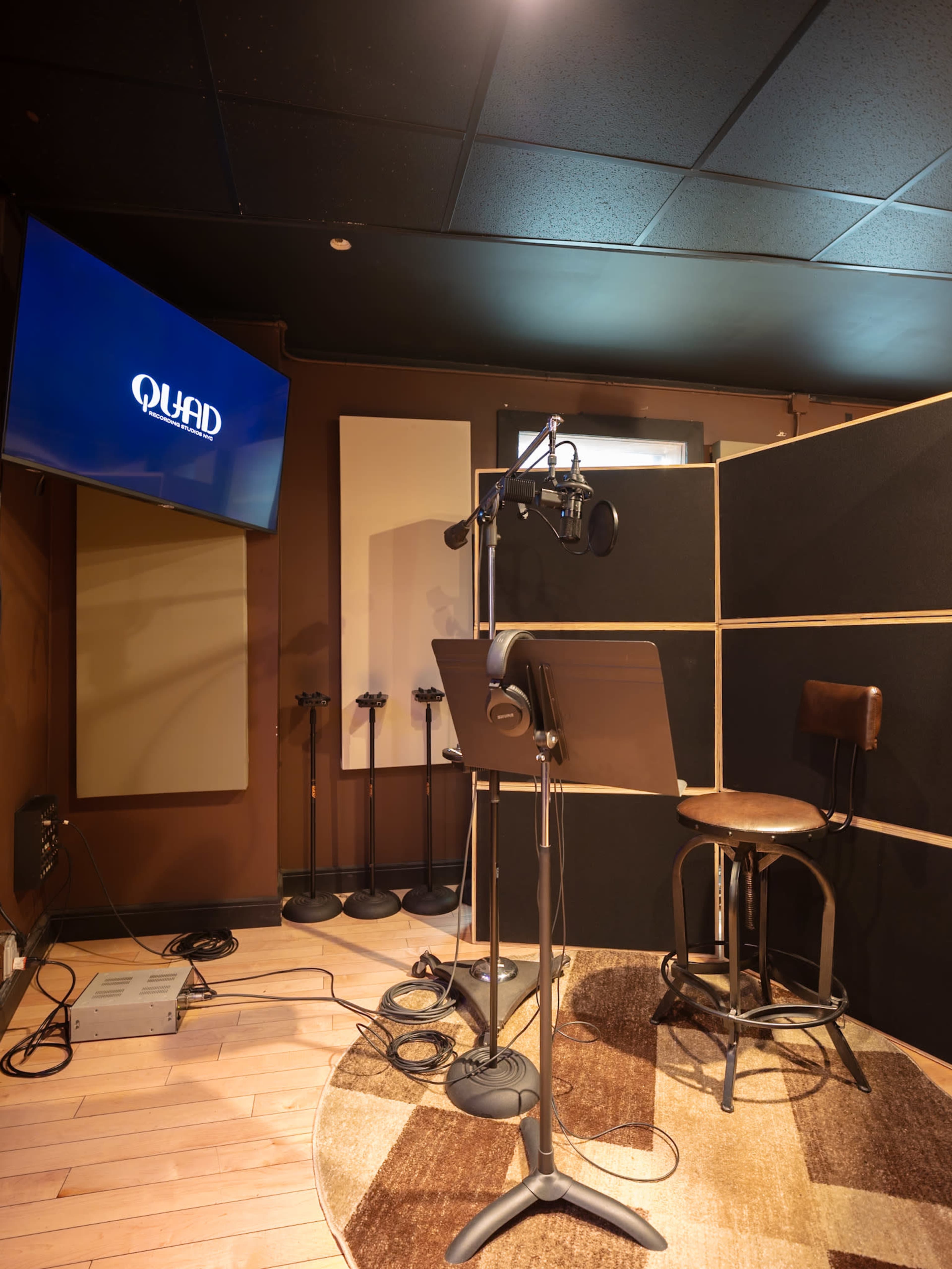 Podcast and Content Creator space at Legendary Midtown Recording ...