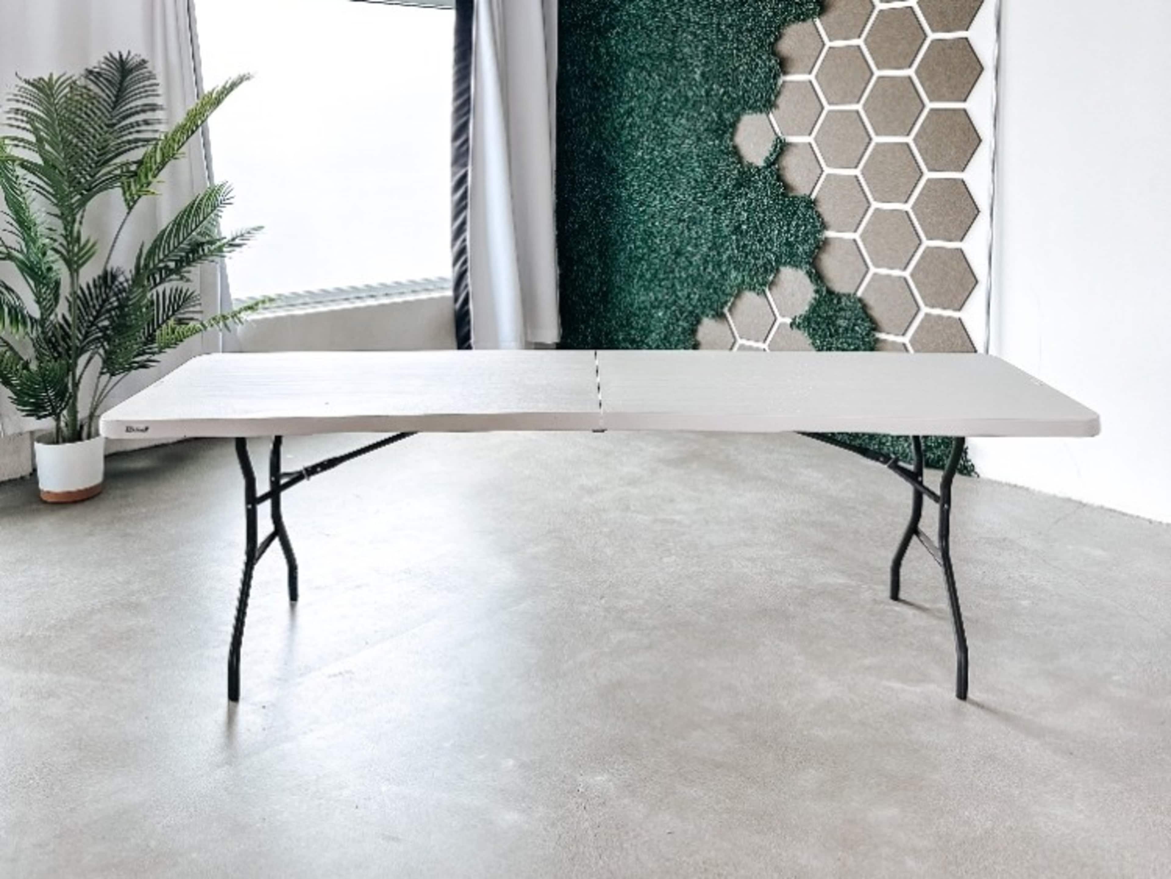 8ft table
