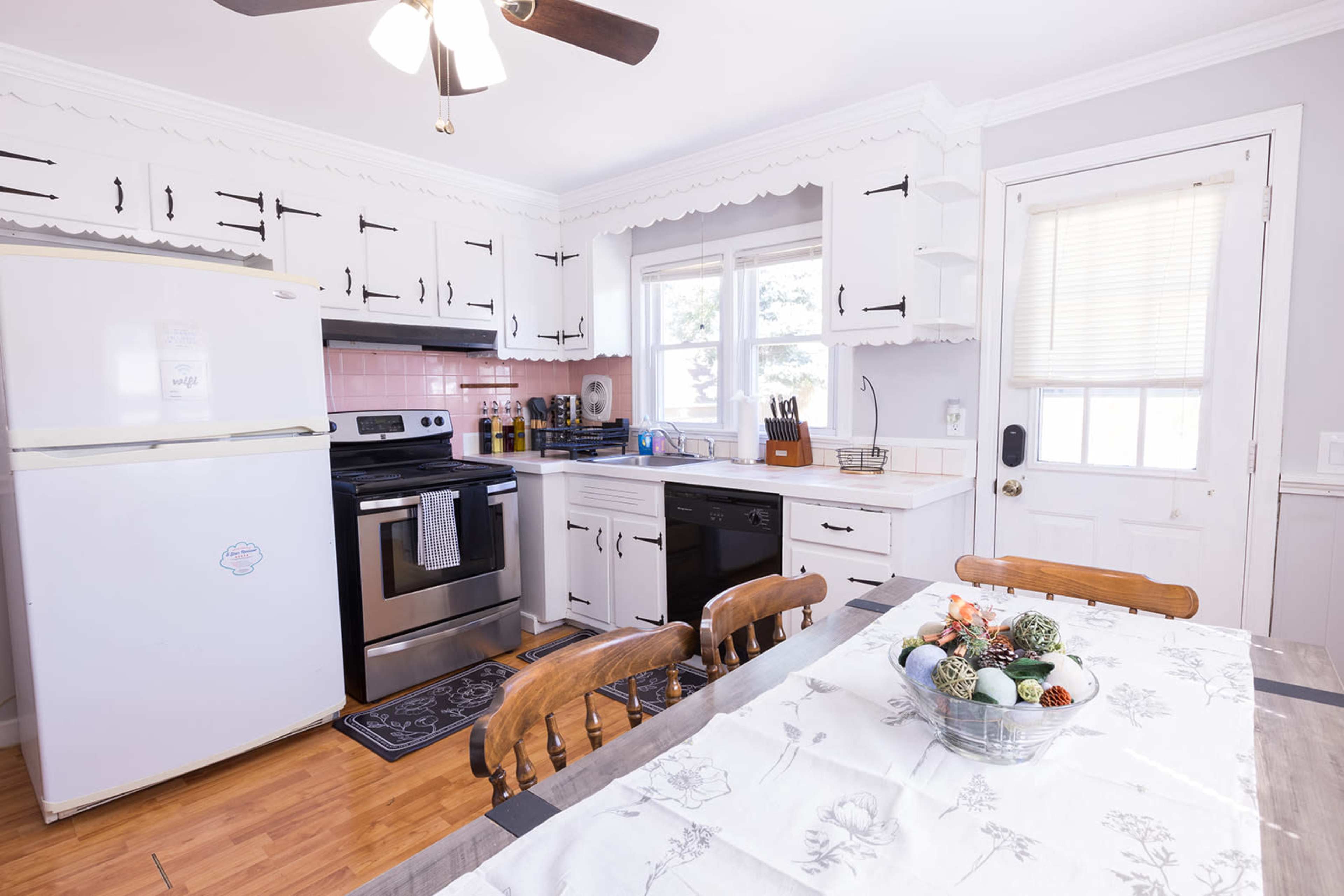 Modern Luxury Home in Milford, CT – Perfect for Events & Productions Image in Milford, Milford, CT