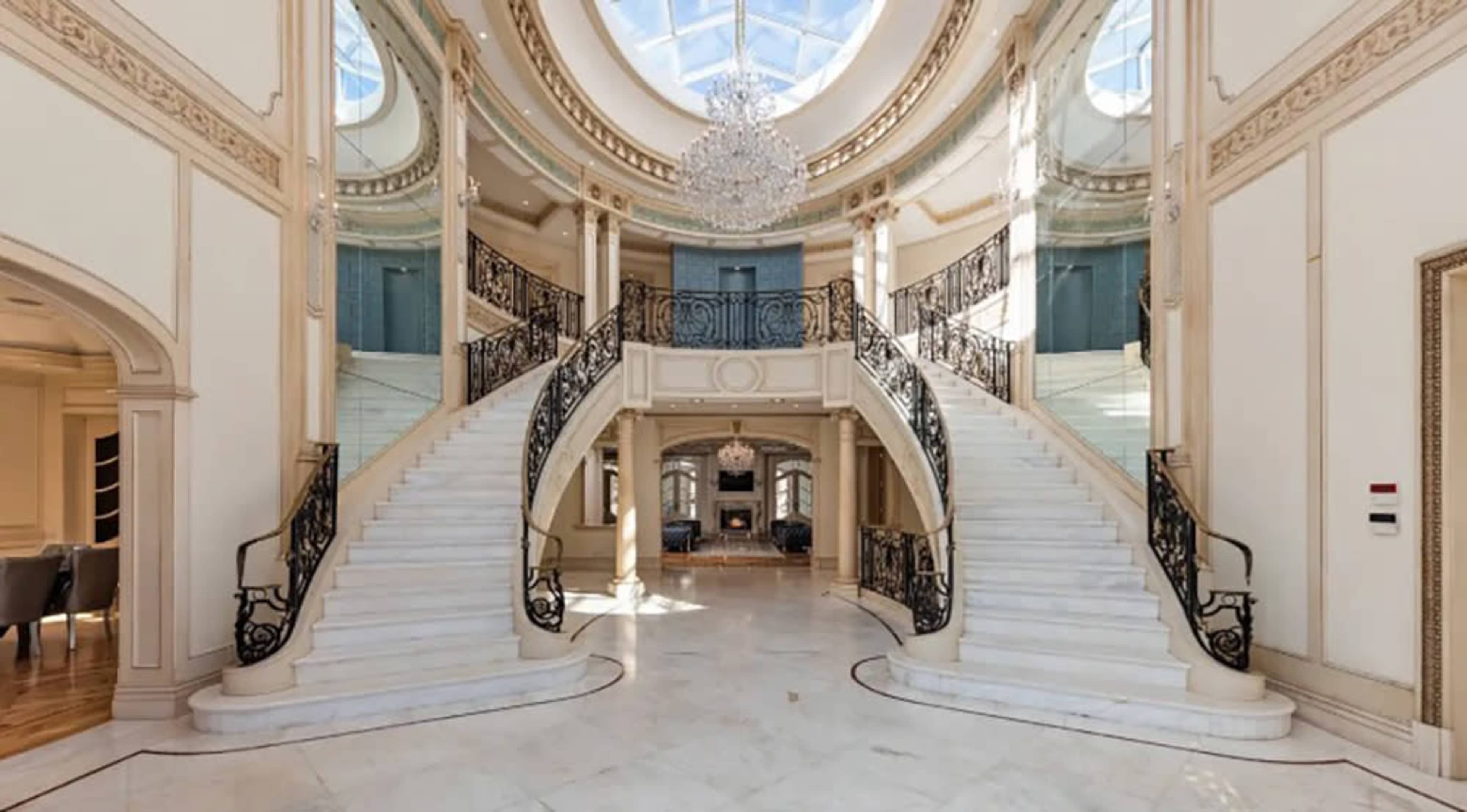 BALLROOM MANSION VERSAILLES ON ALPINE Image in The Flats, Beverly Hills, CA