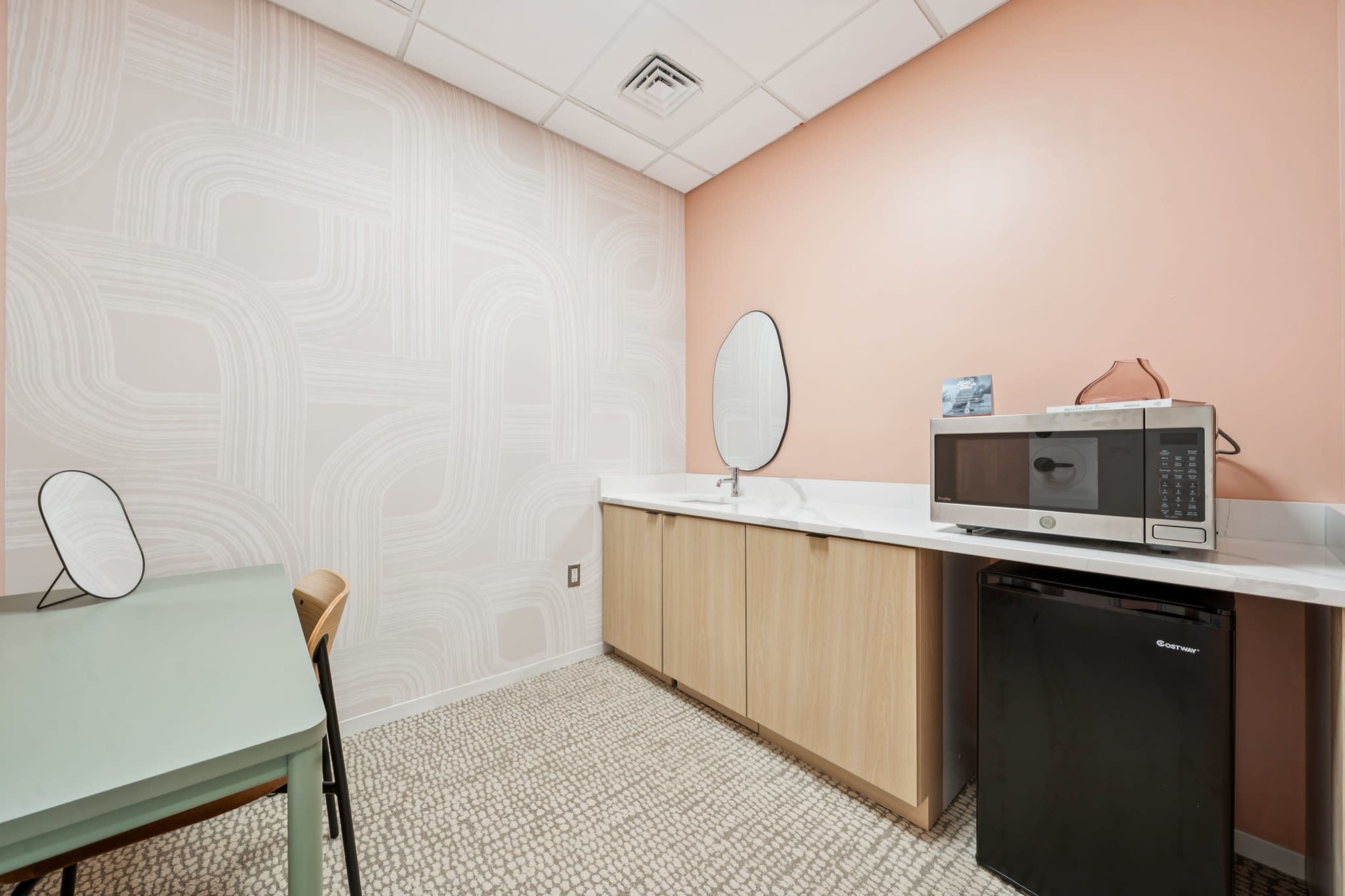 Private Team Meeting Room at Gather West End | Maymont Conference Room Image in Innsbrook, Glen Allen, VA