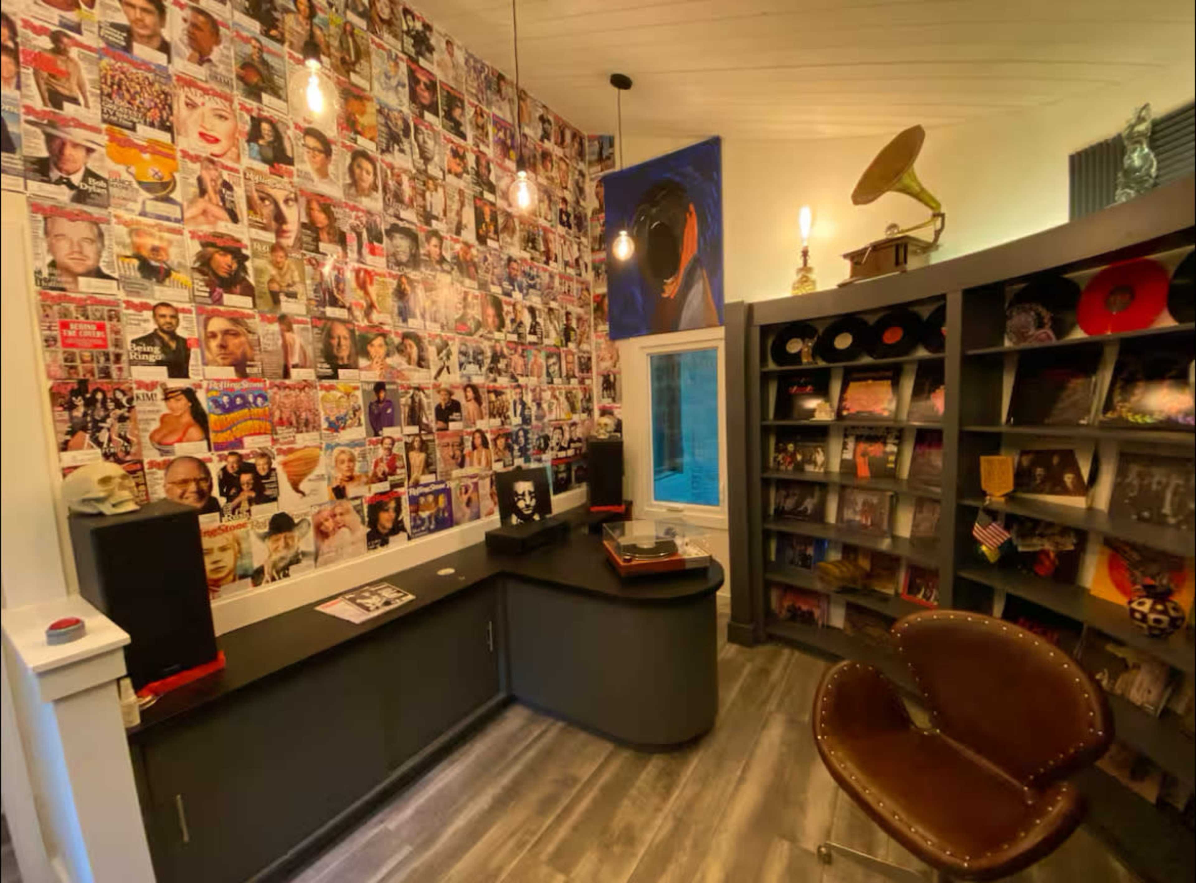 Common Area with a Rockstar Feel Image in Great Bridge East, Chesapeake, VA