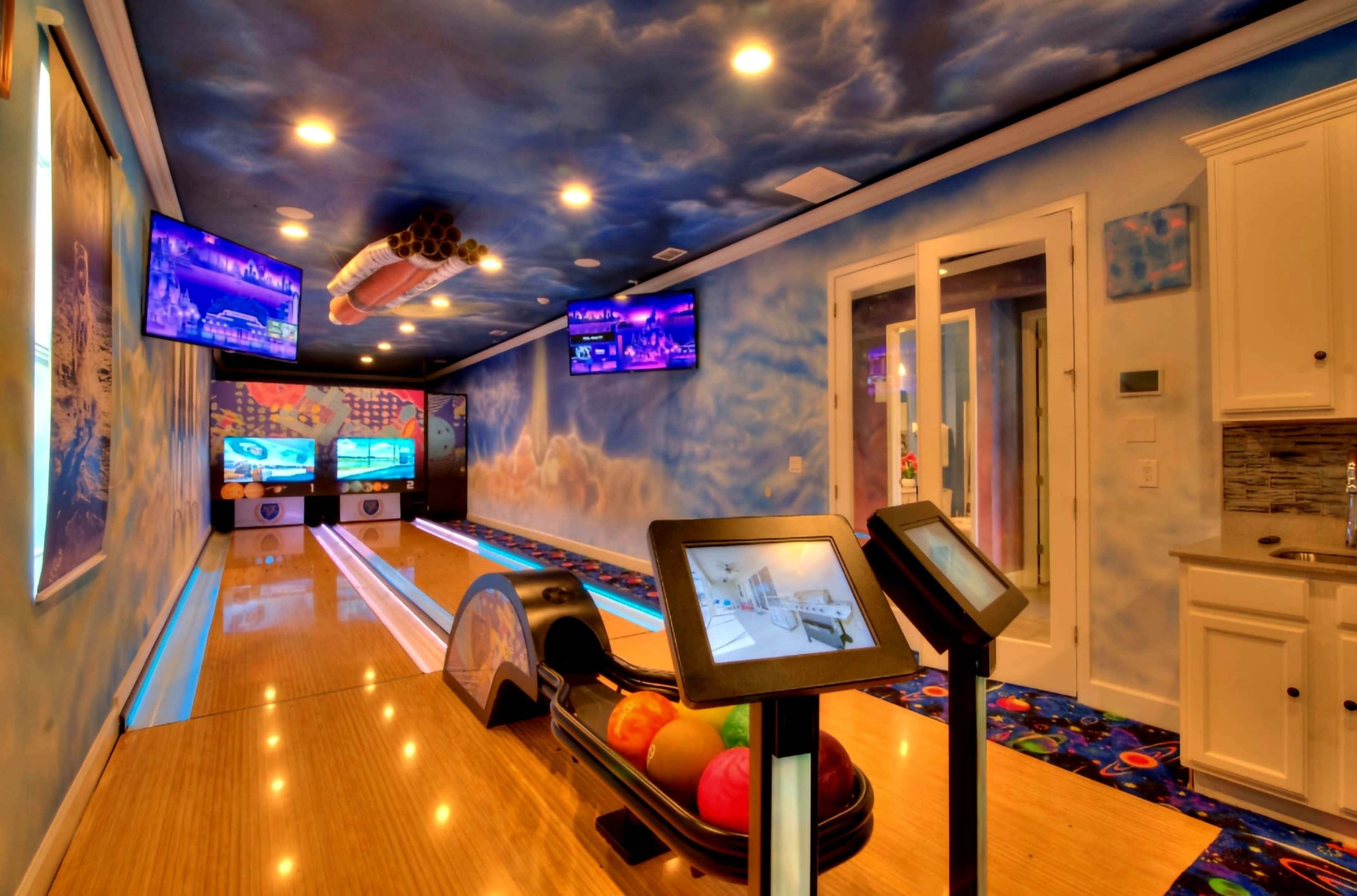 AS SEEN ON TV Space Bowling Villa Image in , kissimmee, FL