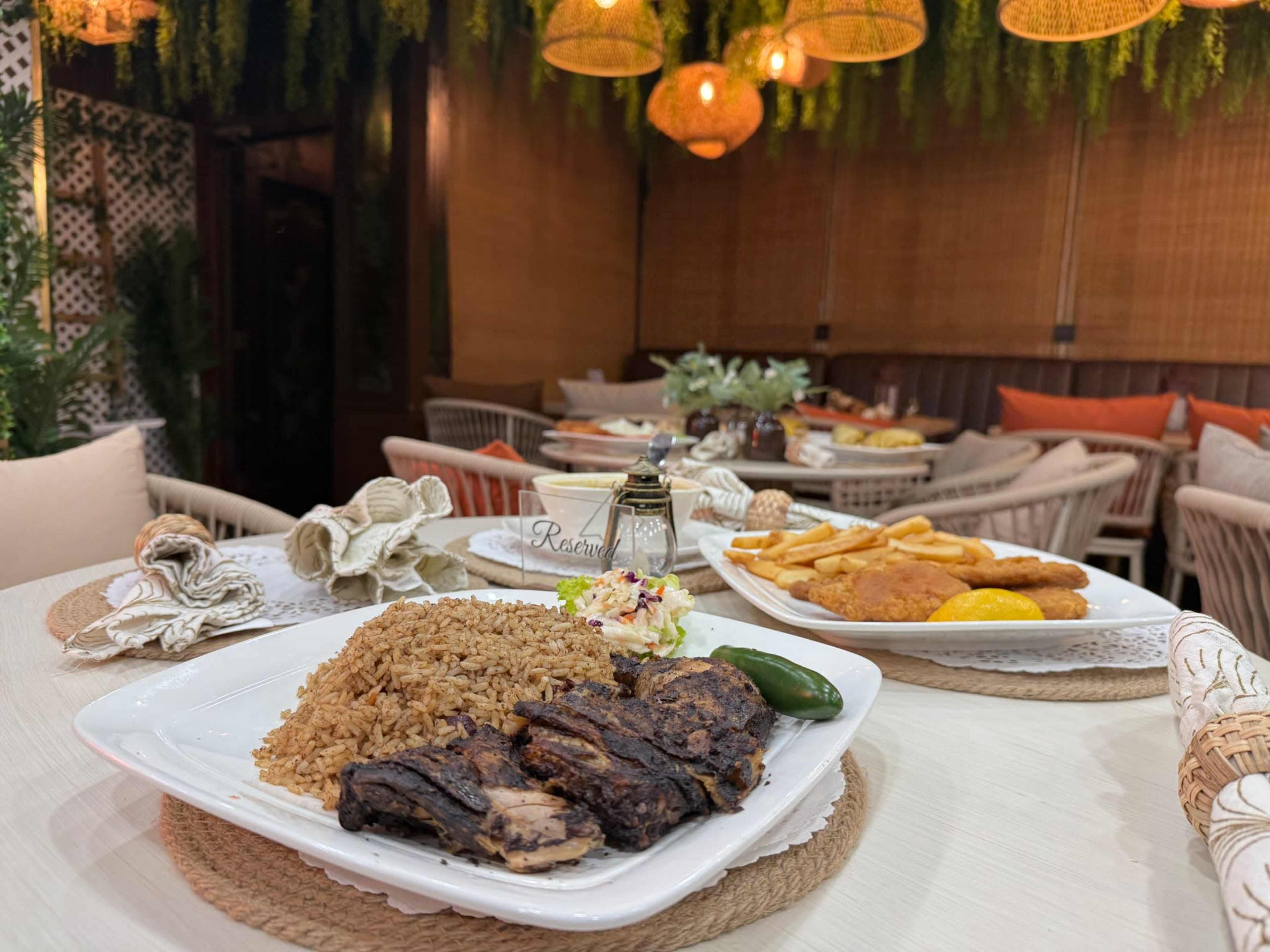 Intimate Modern Tropical Restaurant and Bar Image in Jane and Finch, Toronto, ON