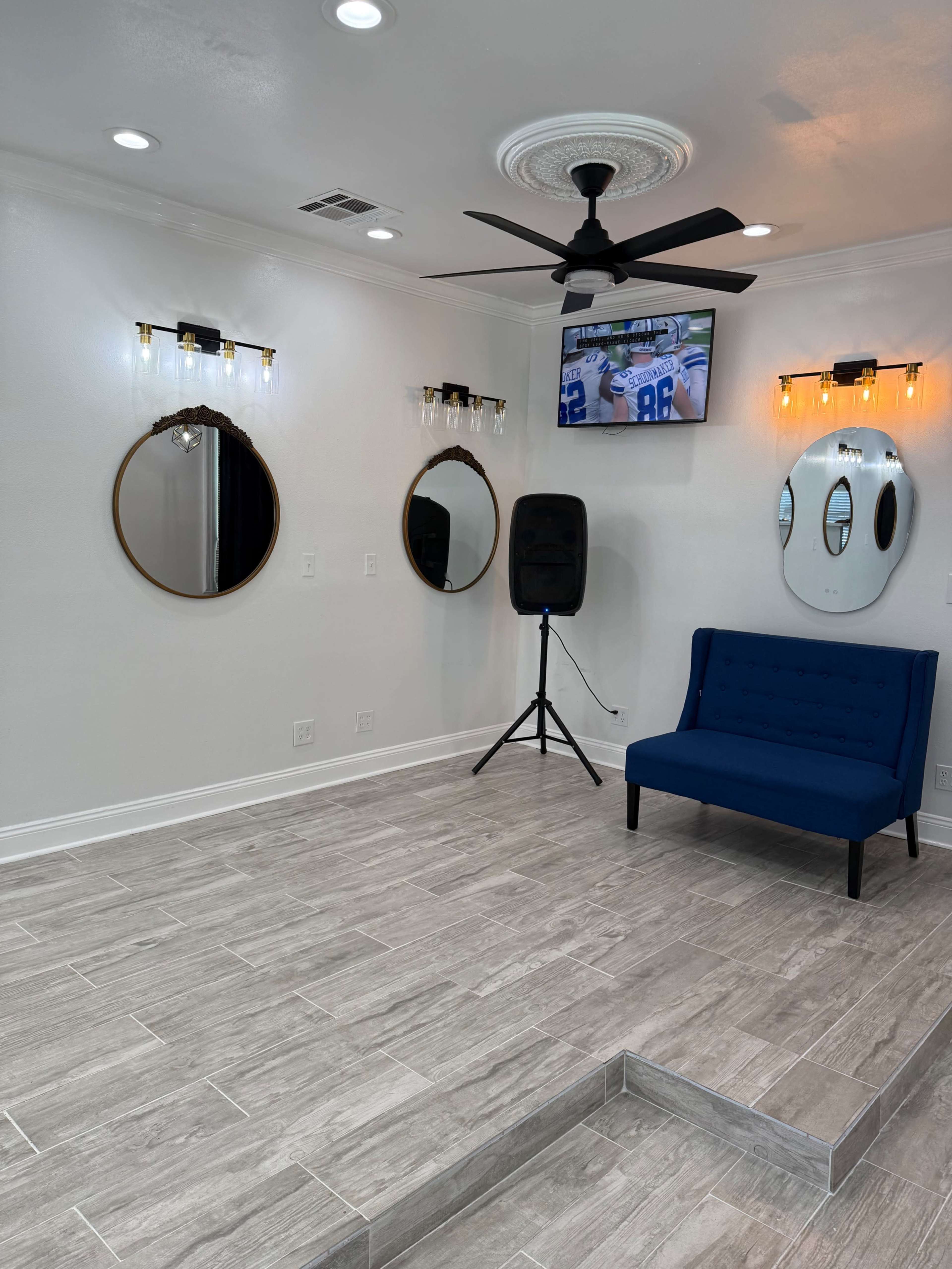 Small elegant event space Image in , New Orleans, LA