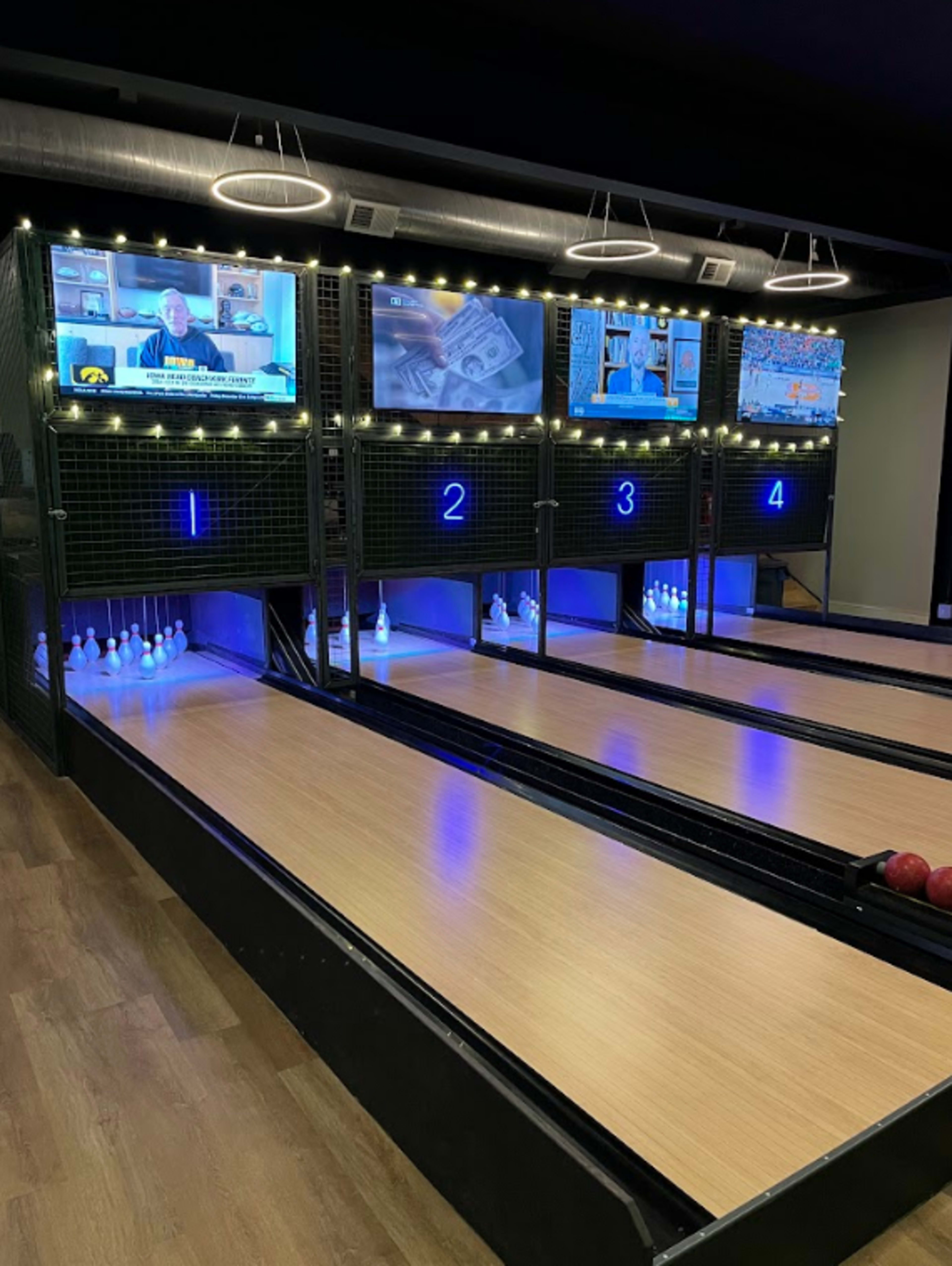 Modern Duckpin Bowling Lounge for Memorable Events Image in Doylestown, Doylestown, Pennsylvania