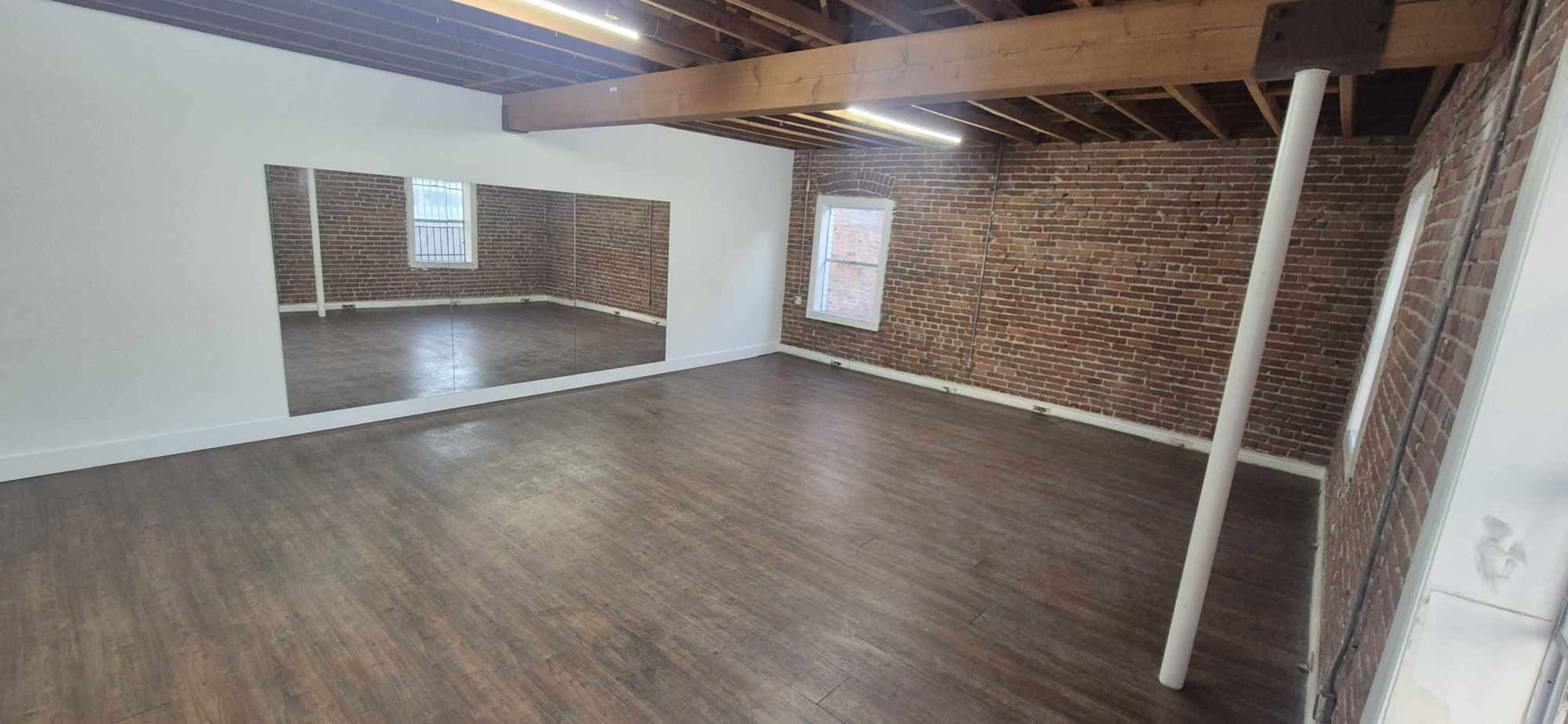 Cheap Dance Room 2 DTLA Image in Central LA, Los Angeles, CA
