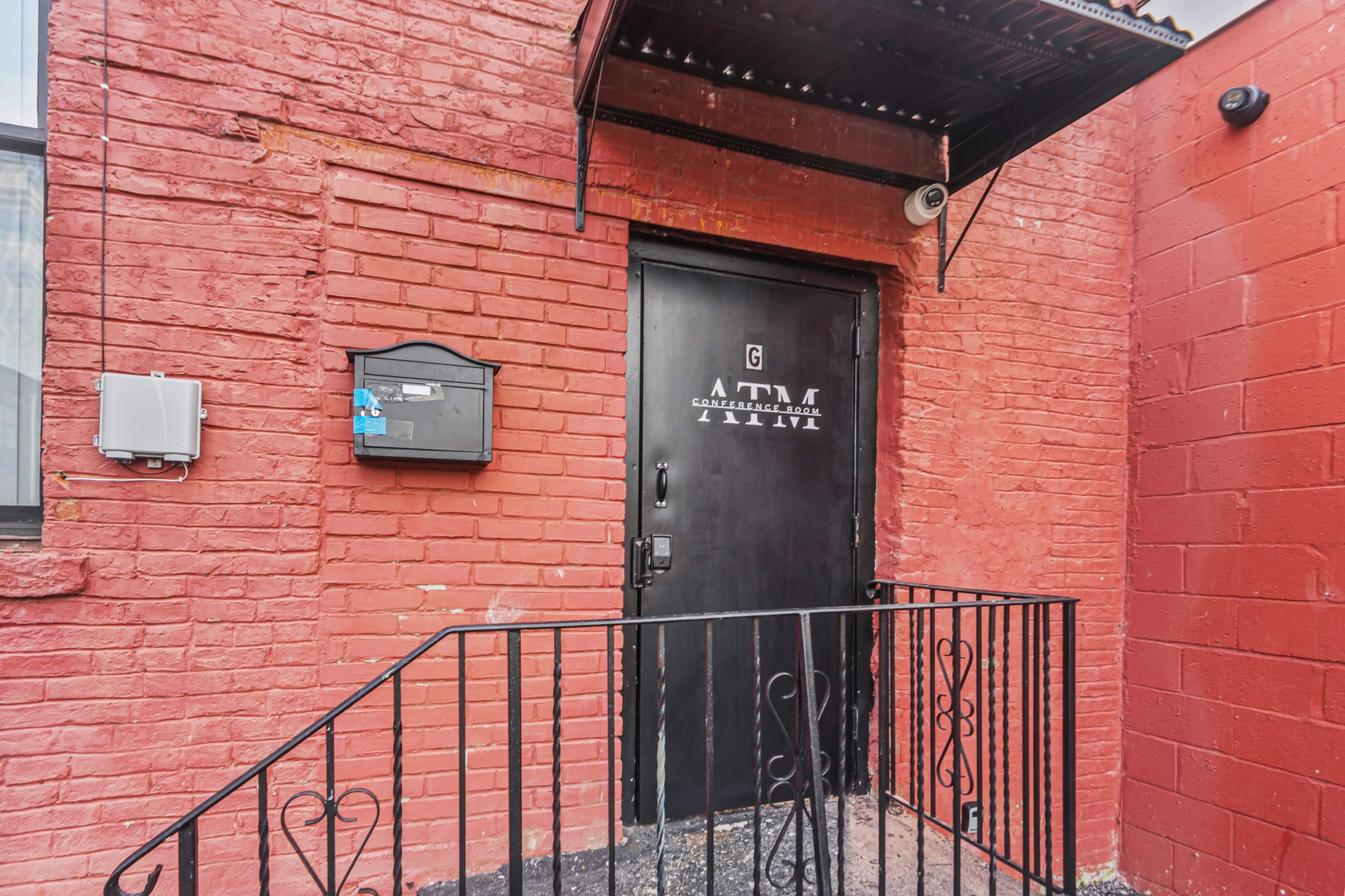 Versatile & private space for meetings and creative gatherings! Image in City of Orange, Orange, NJ