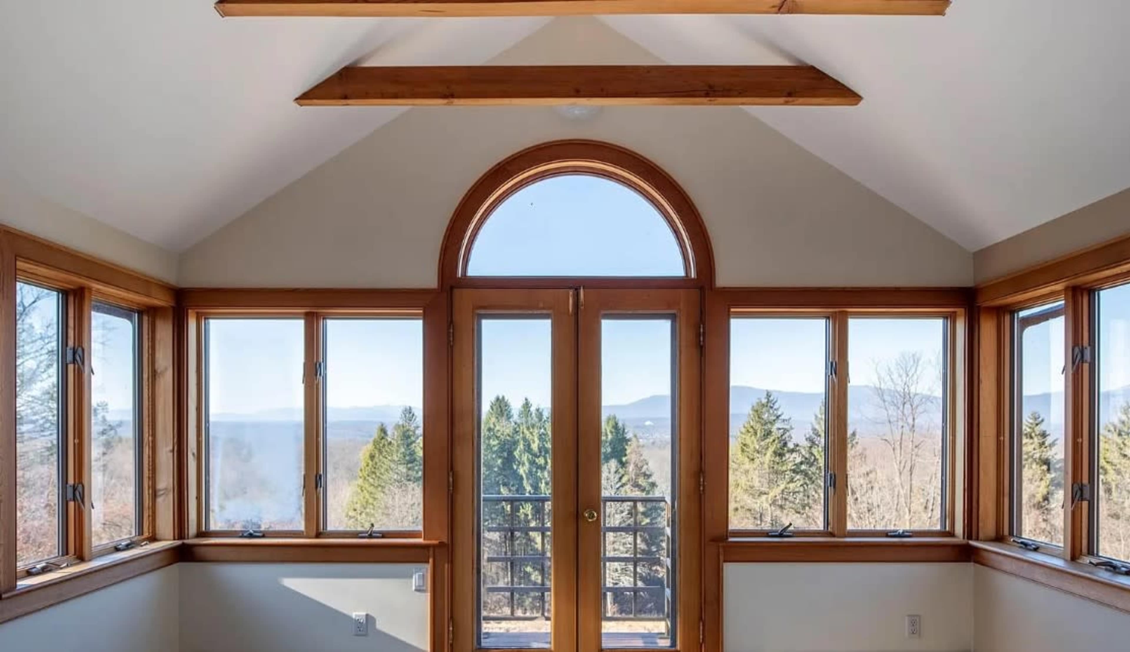 Modern Hudson Valley Home + Pool with Spectacular Catskill Mountain Views and Sunsets Image in Red Hook, Red Hook, NY