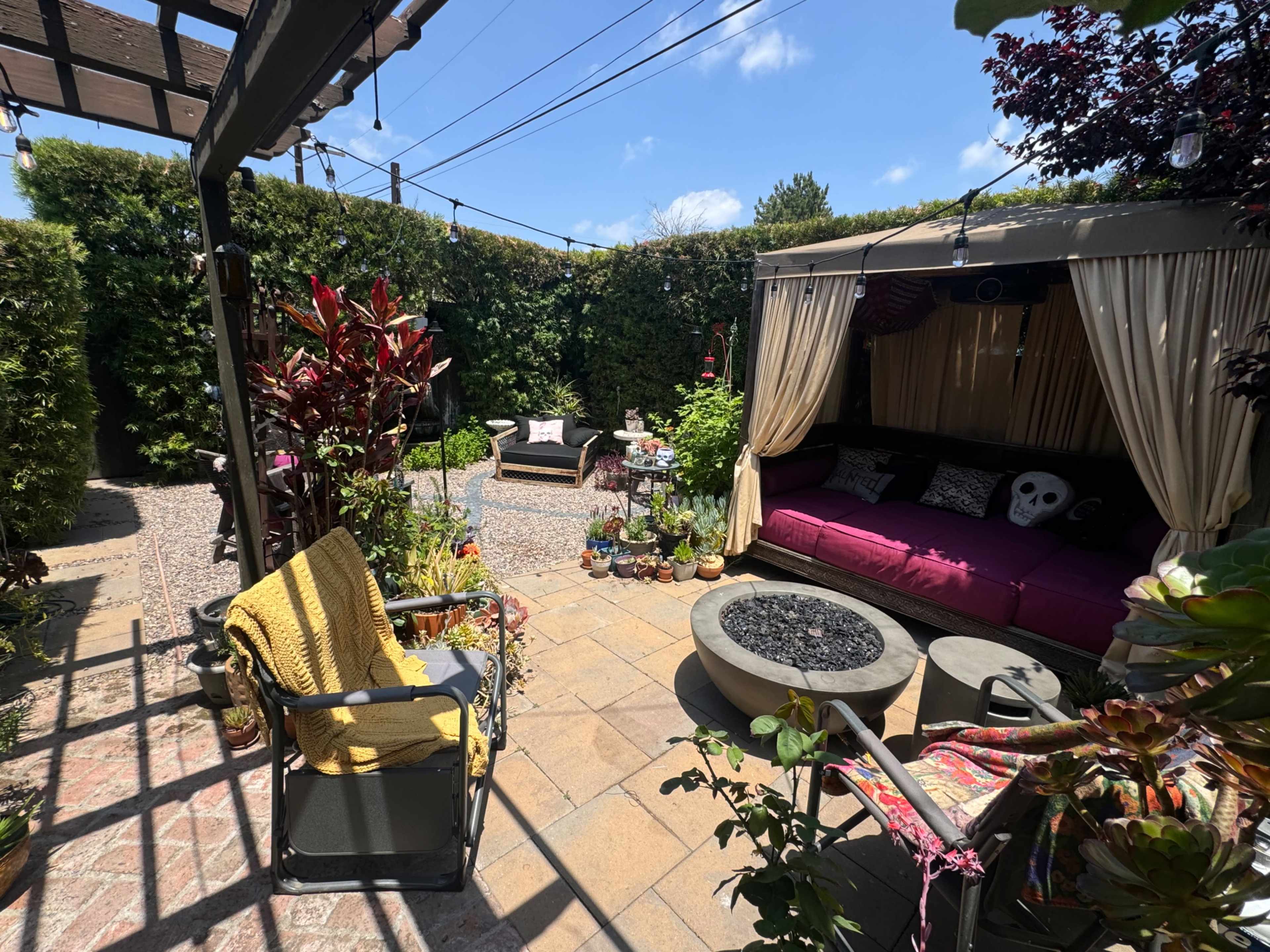 Beautiful artistic and mystical garden and backyard in Sherman Oaks, includes interior studio area as a lounge. Image in Sherman Oaks, Sherman Oaks, CA