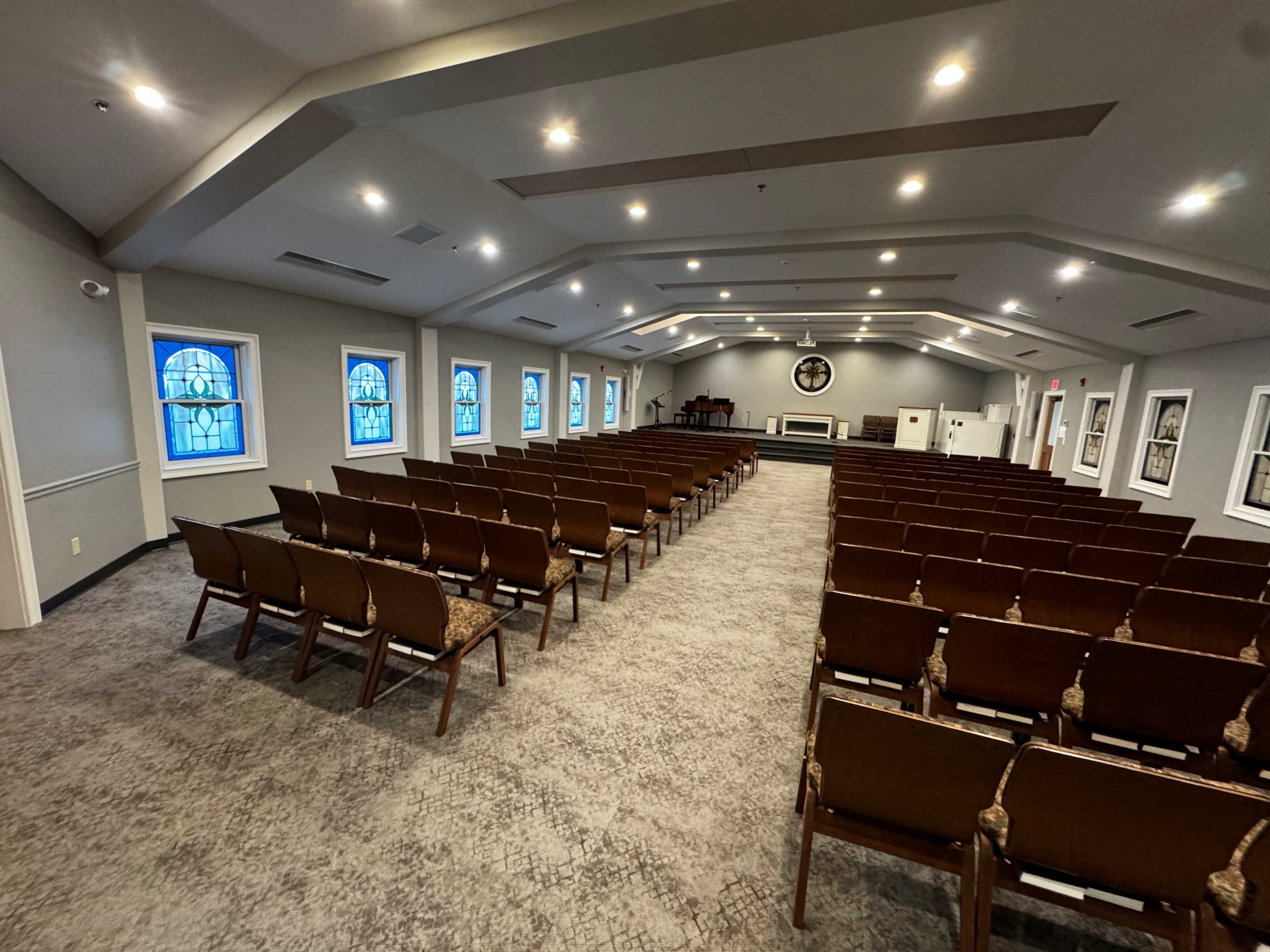 Well-appointed Medium-sized Auditorium Image in Hopkinton, Hopkinton, MA