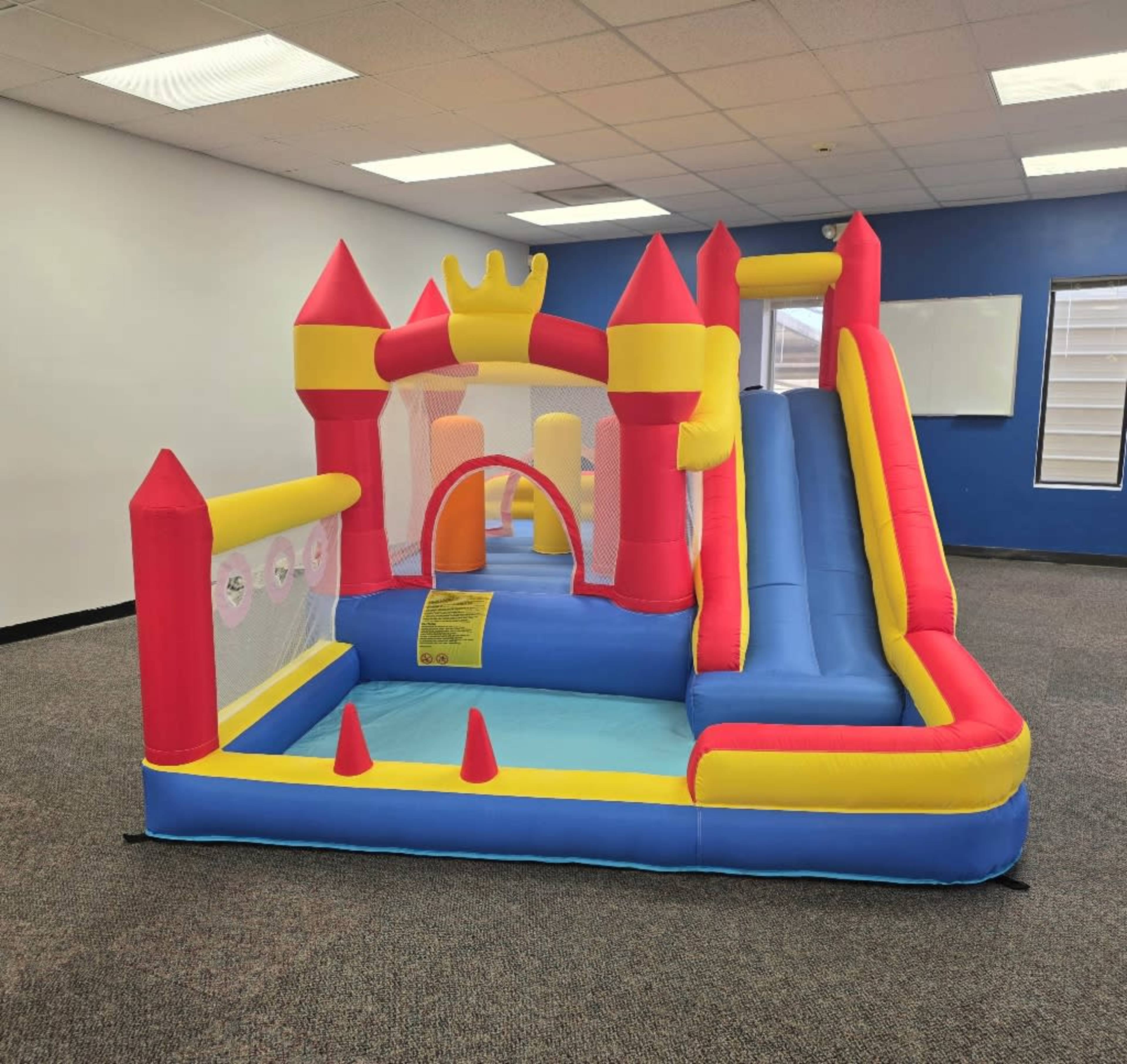 Bounce House 