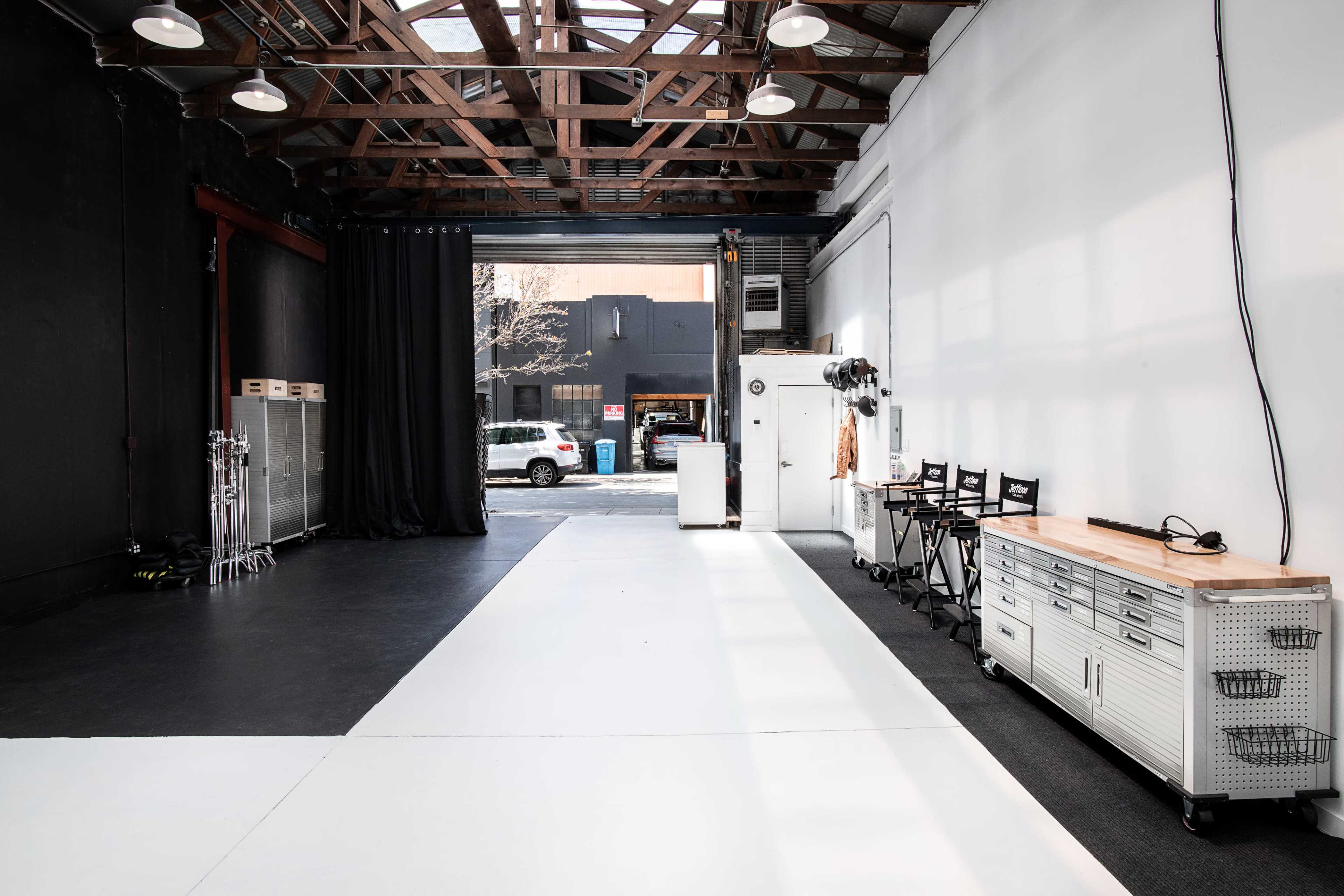 Creative Event Studio with Natural Light (Blackout Avail.) Image in SoMa, San Francisco, CA