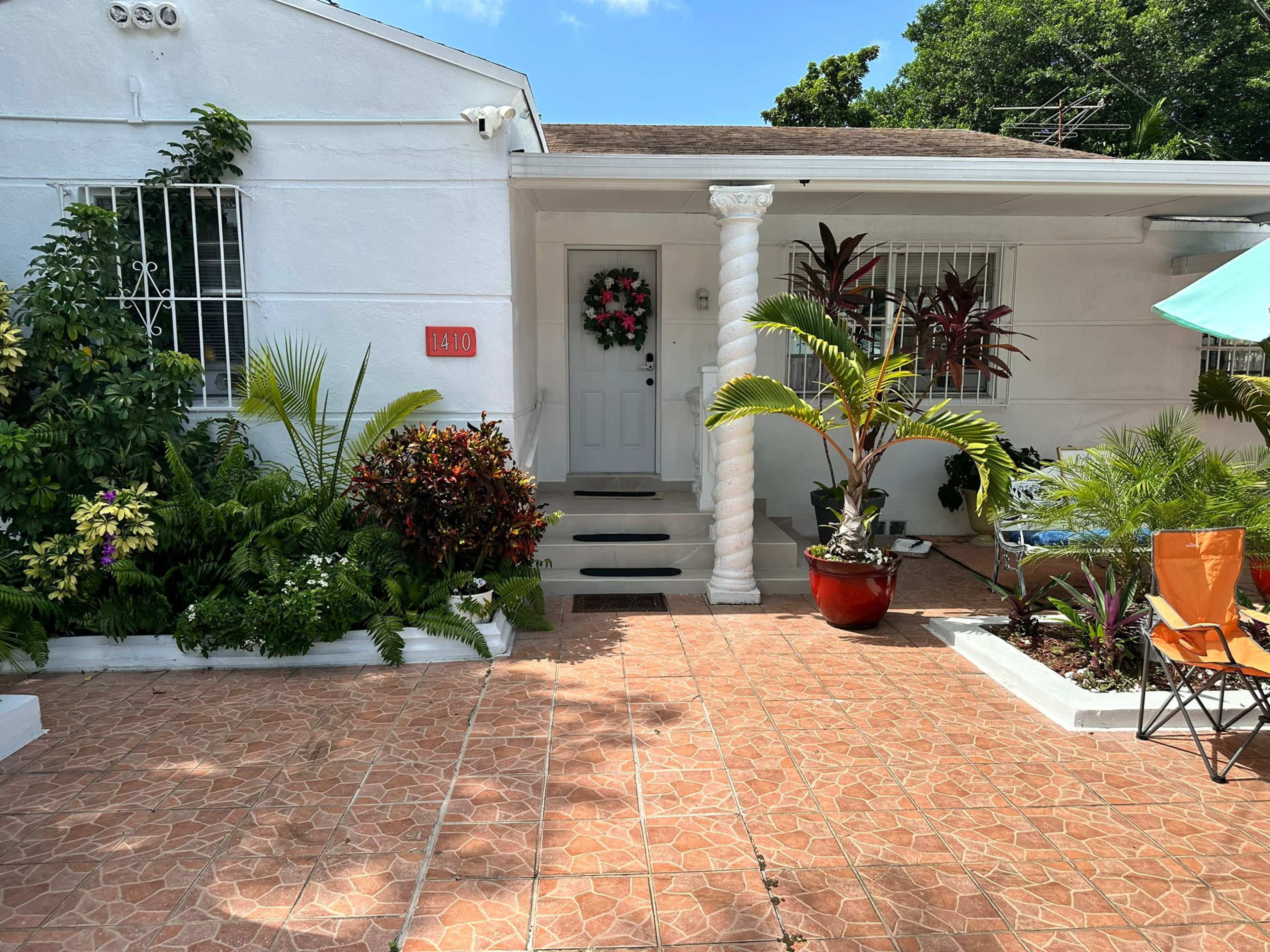 Luxury Home 5 mins From Wynwood! Image in Allapattah, Miami, FL