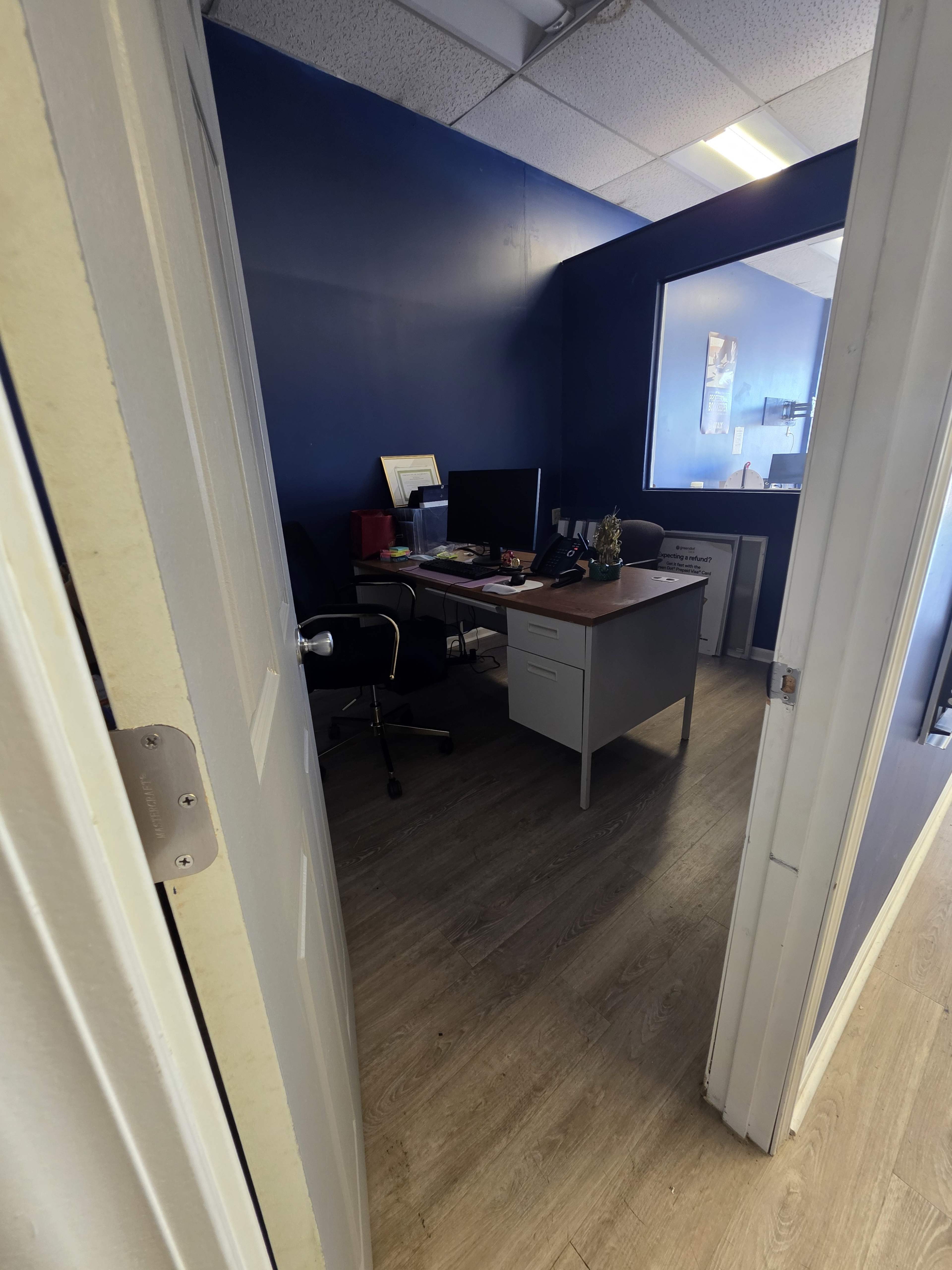 South Suburban Chcago Office  or Meeting space with free wifi and printer Image in Bremen Township, Oak Forest, IL