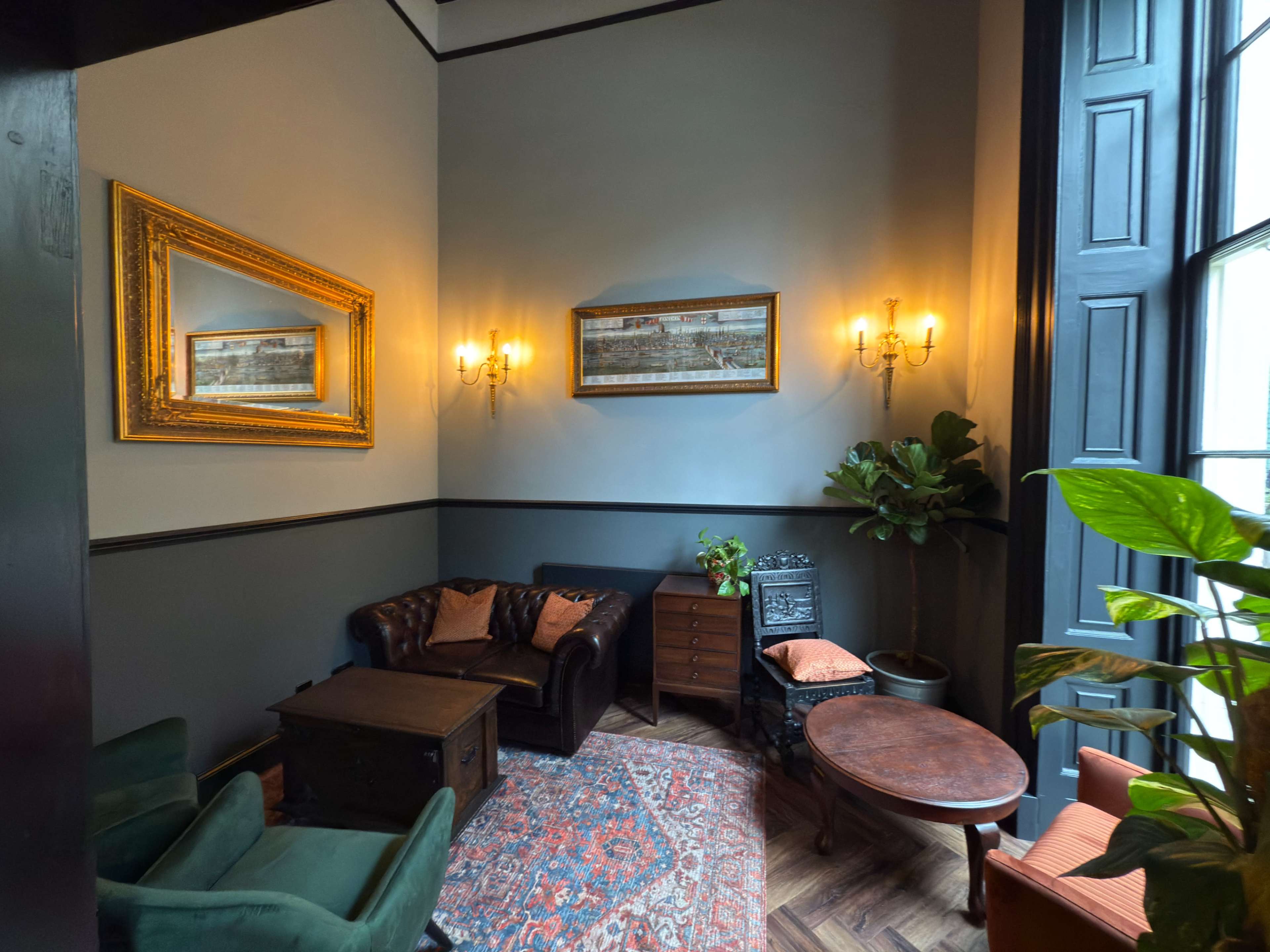 Exclusive executive lounge in Mansion Image in Bloomsbury, London, ENG